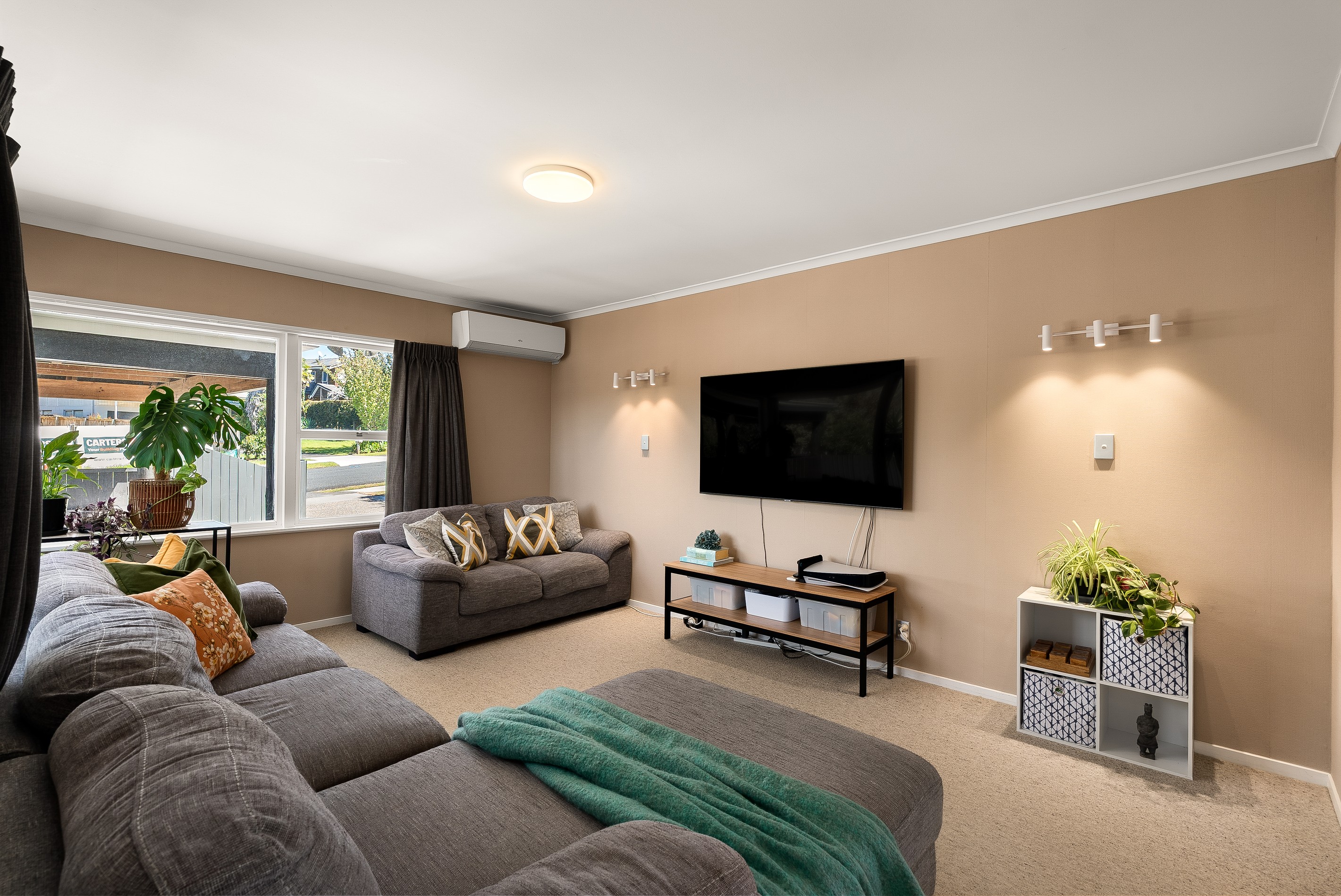 18 La Perouse Street, Botany Downs, Manukau City