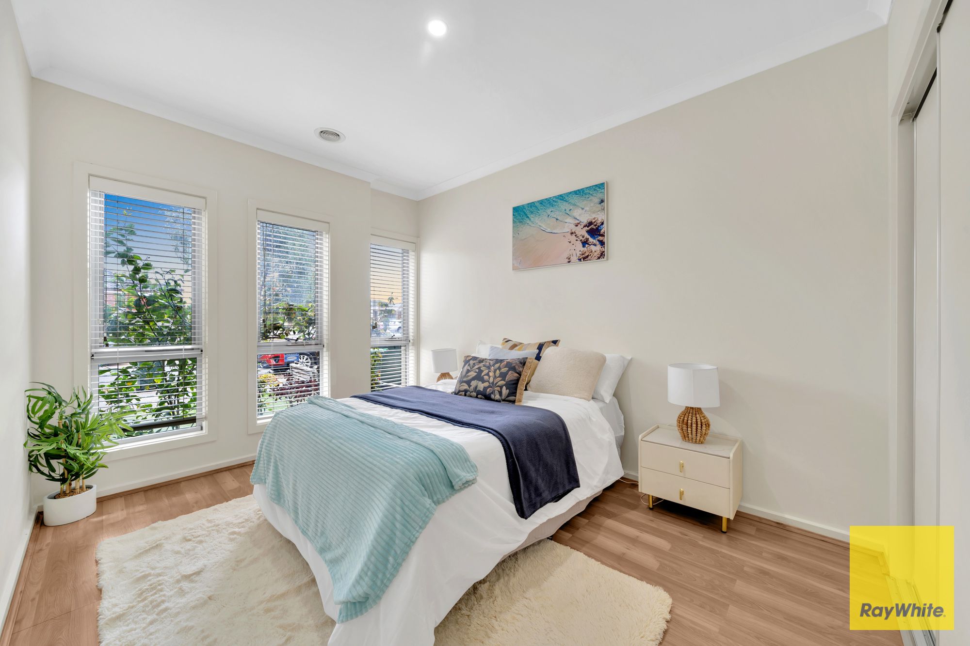 2/45 Vanderbilt Avenue — photo 14 of 24