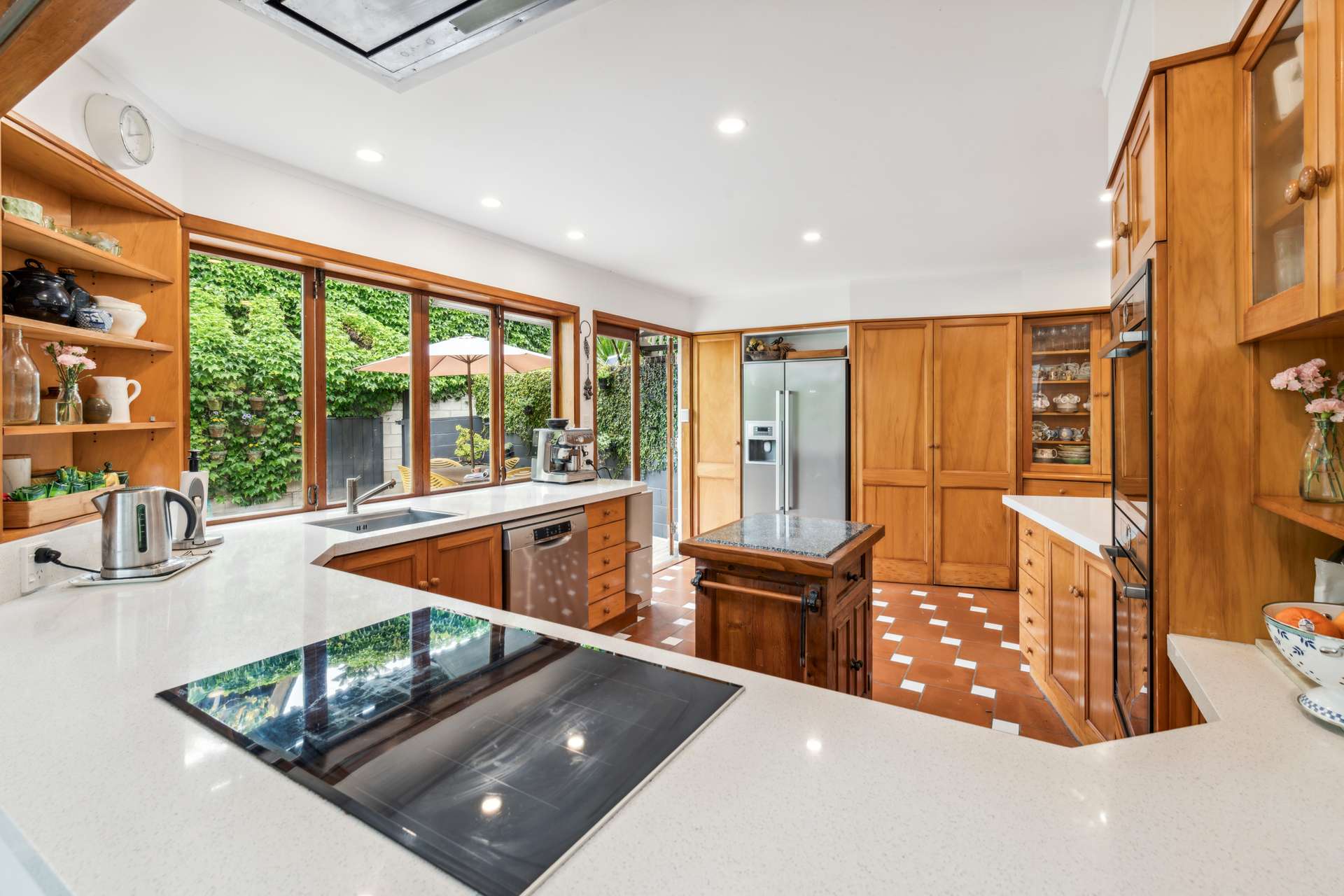 16 Colmar Road photo 16