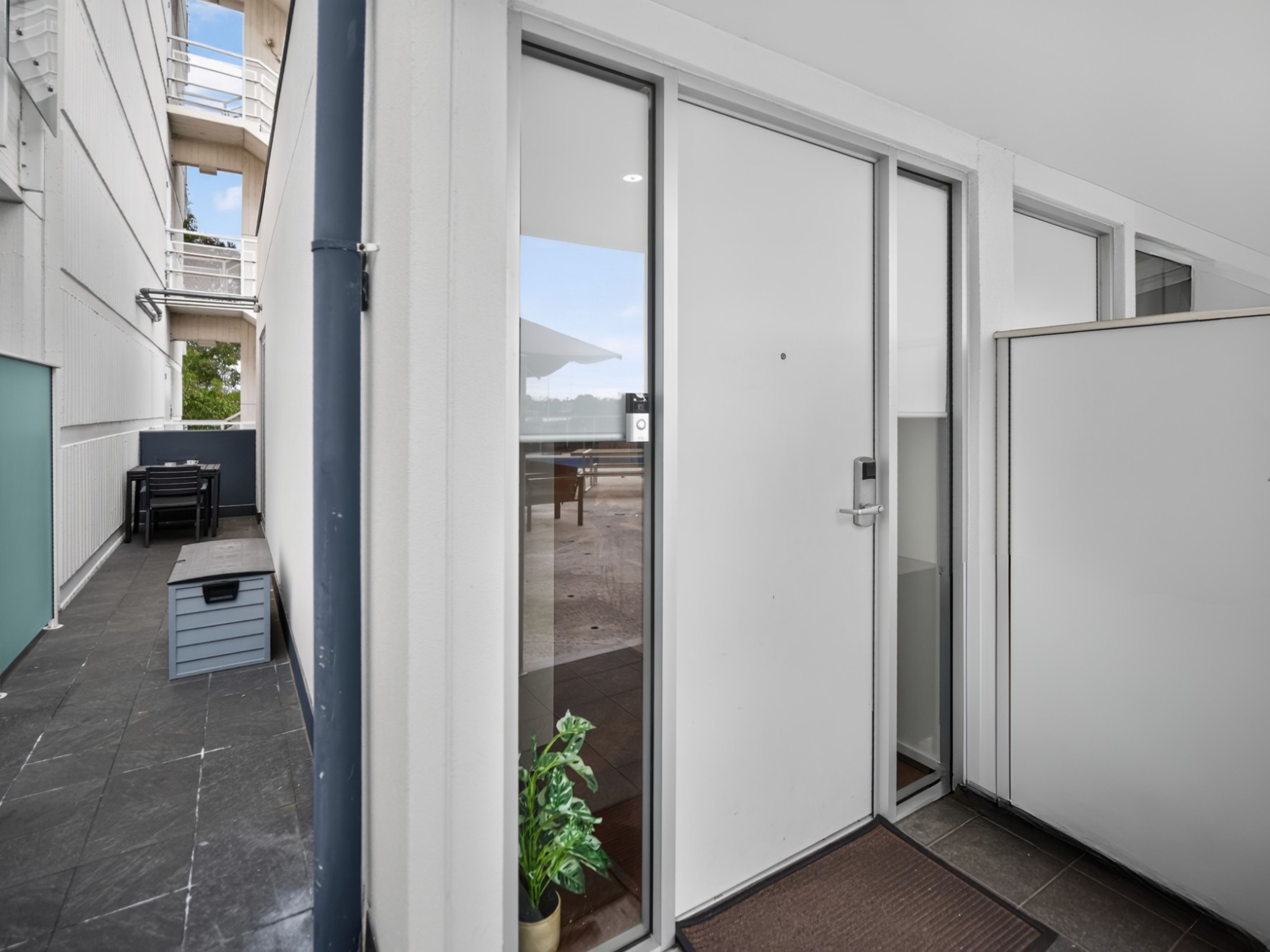 232/33 Warwick Street — photo 16 of 23