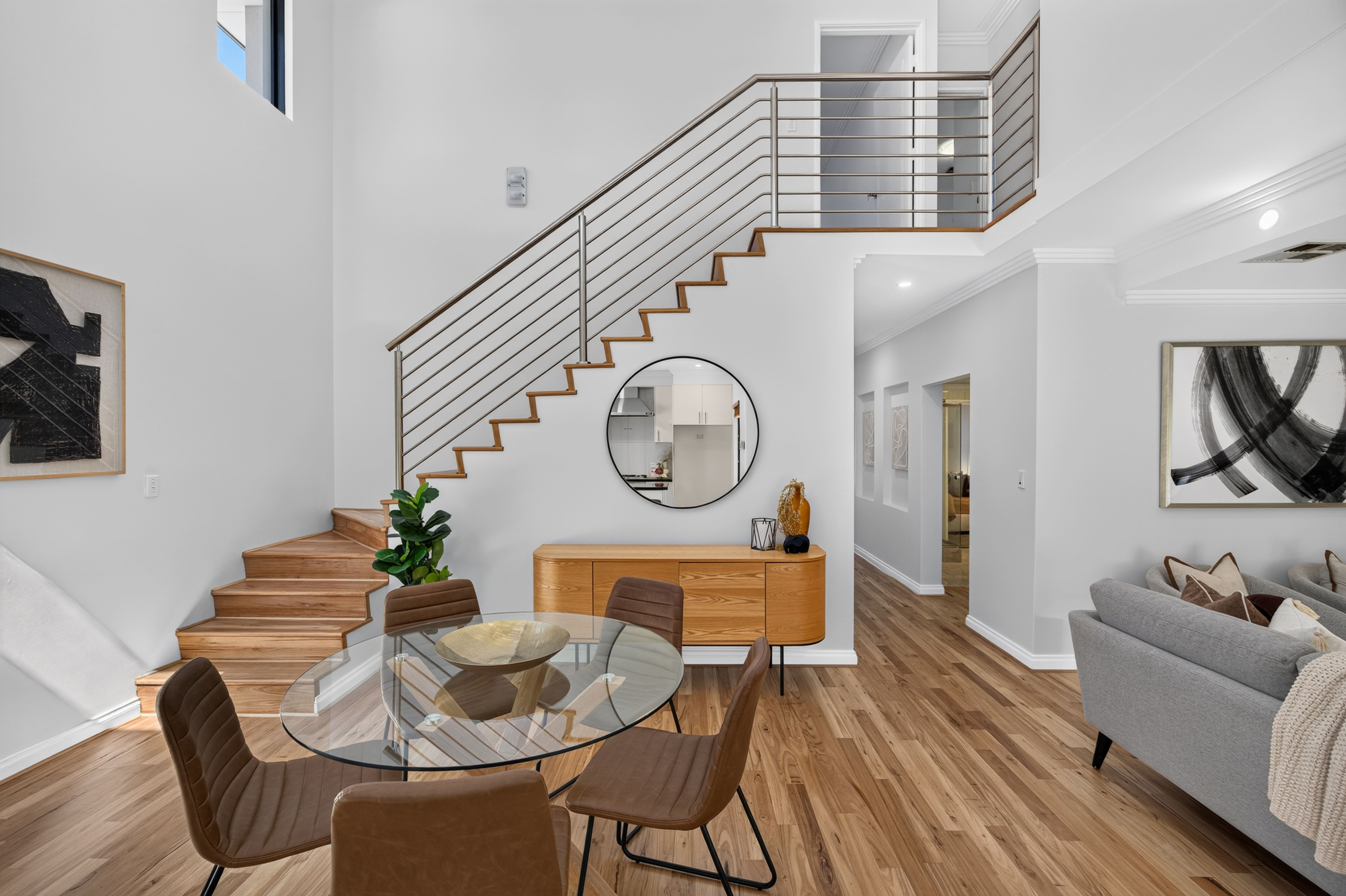314 Bulwer Street — photo 8 of 30
