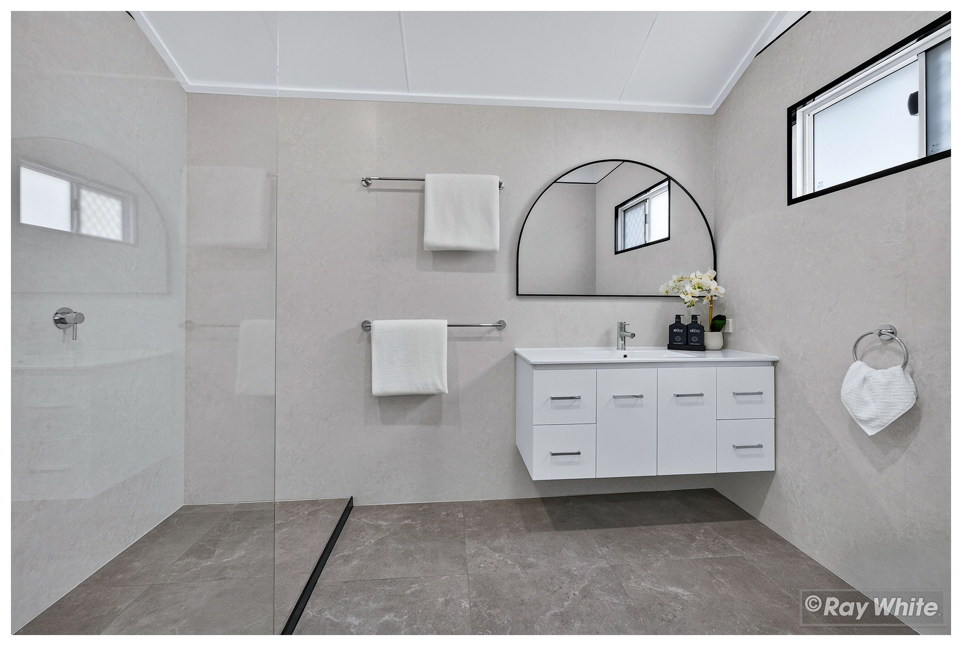 24 Pilkington Street — photo 12 of 30