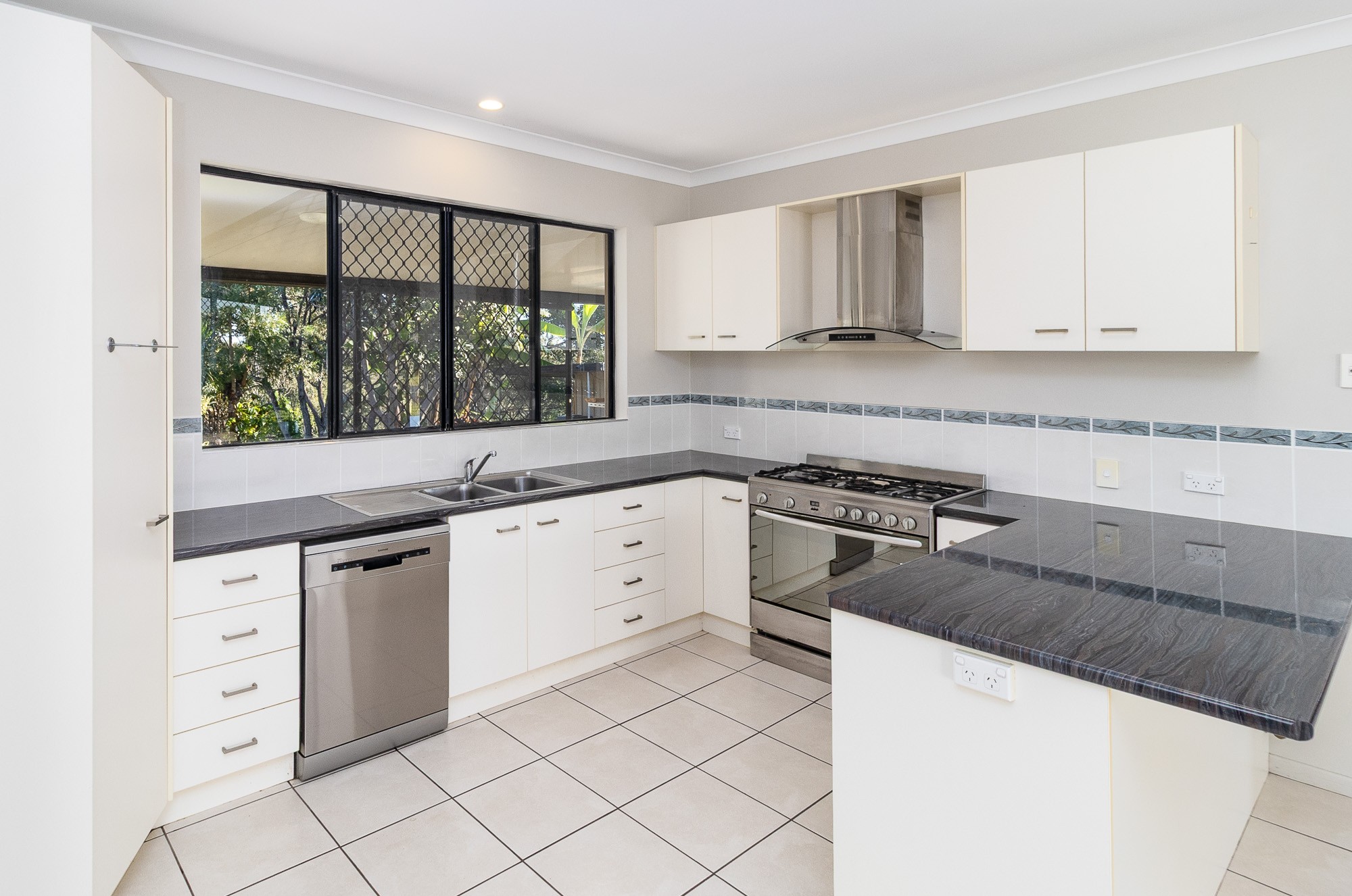 118 Gayndah Road, Maryborough West, QLD 4650