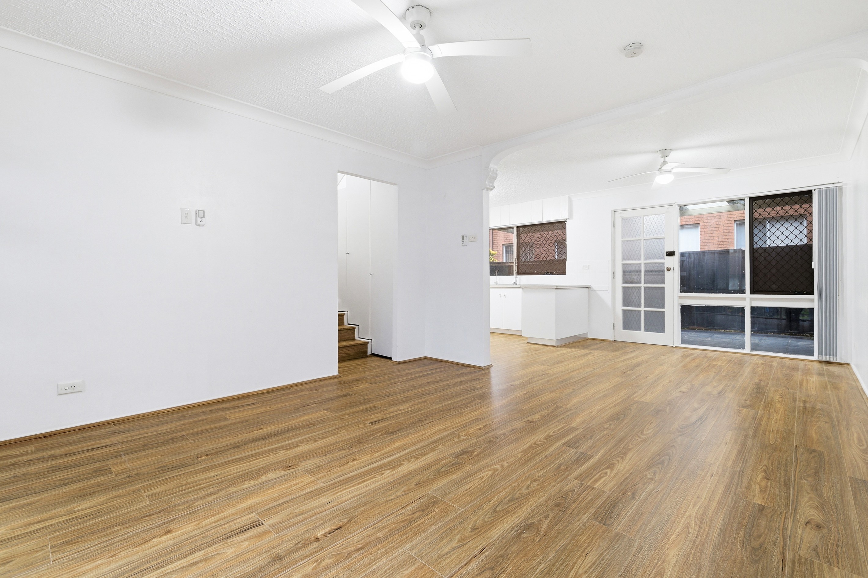 11/100 Hoxton Park Road, Lurnea, NSW 2170
