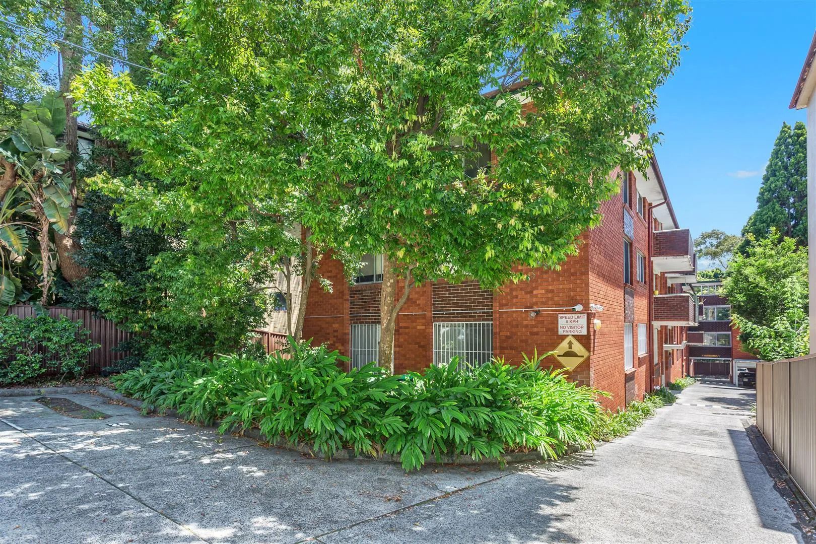 26/139a Smith Street — photo 5 of 5