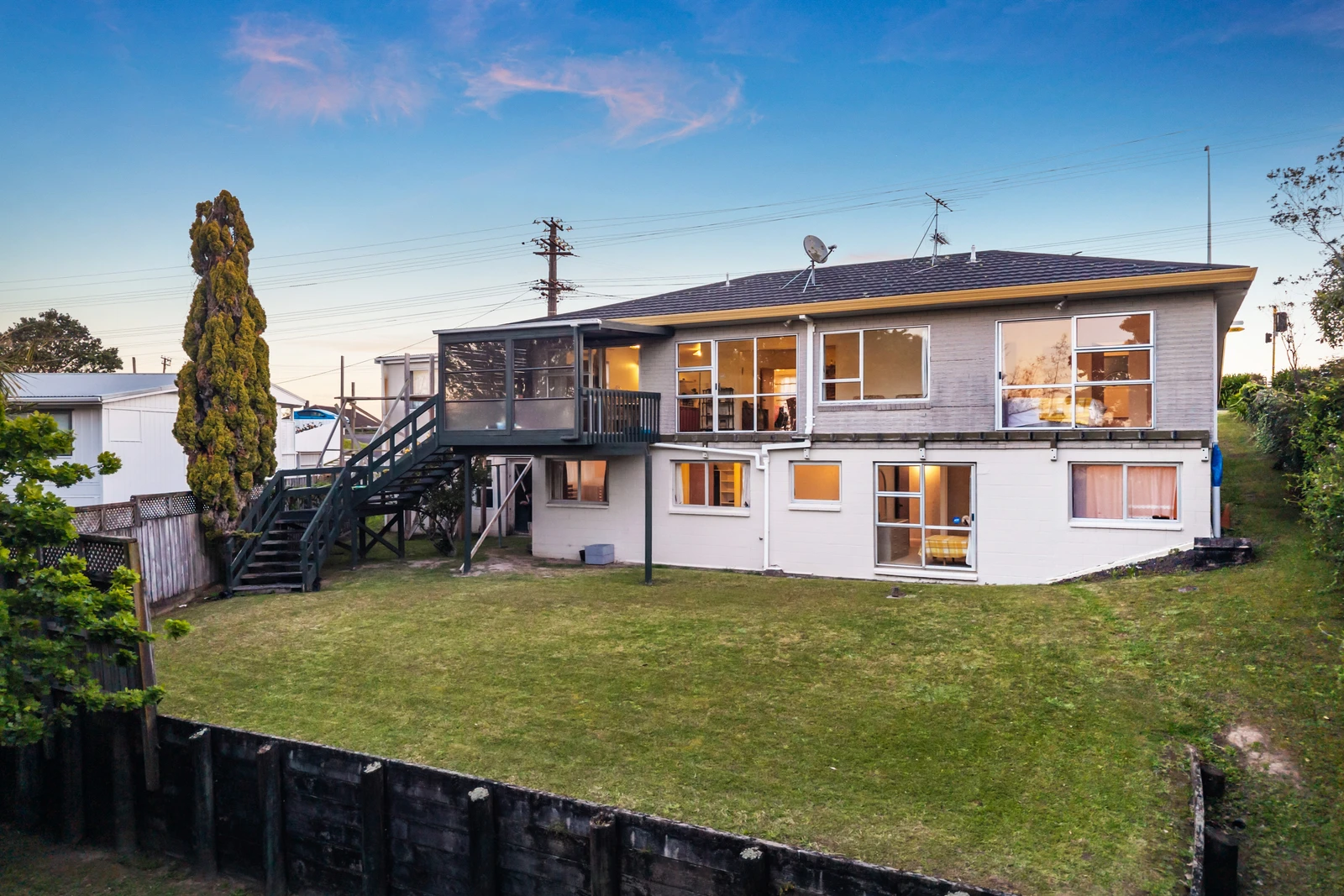 585 East Coast Road, Browns Bay, North Shore City