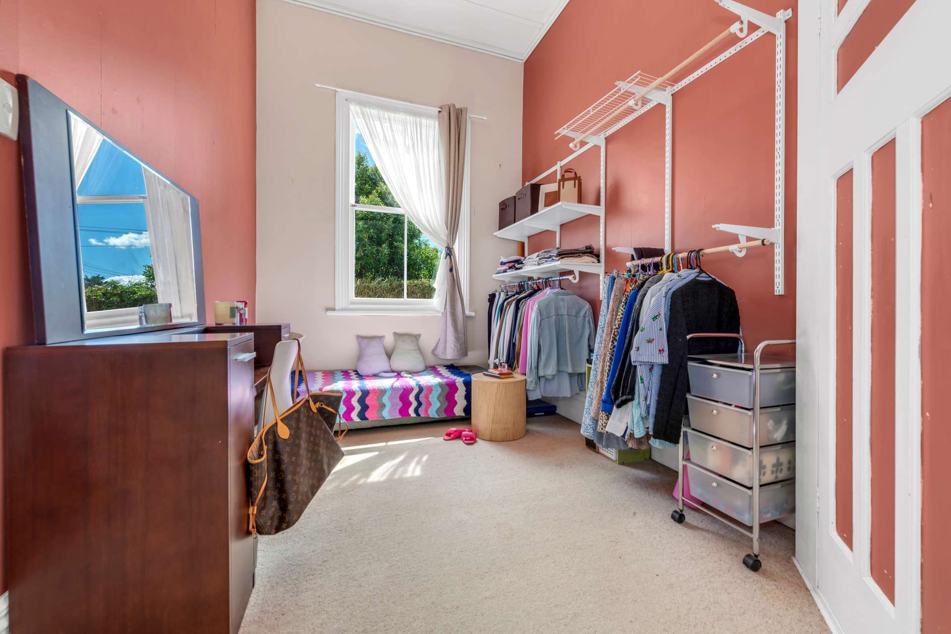 70 Pilkington Road photo 5