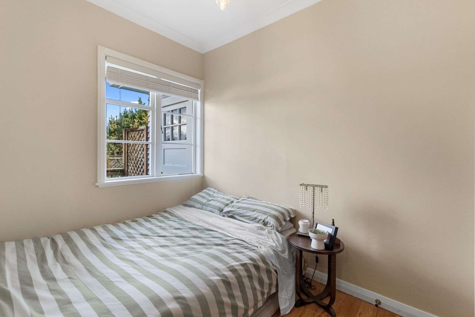 59 MacFarlane Street photo 10