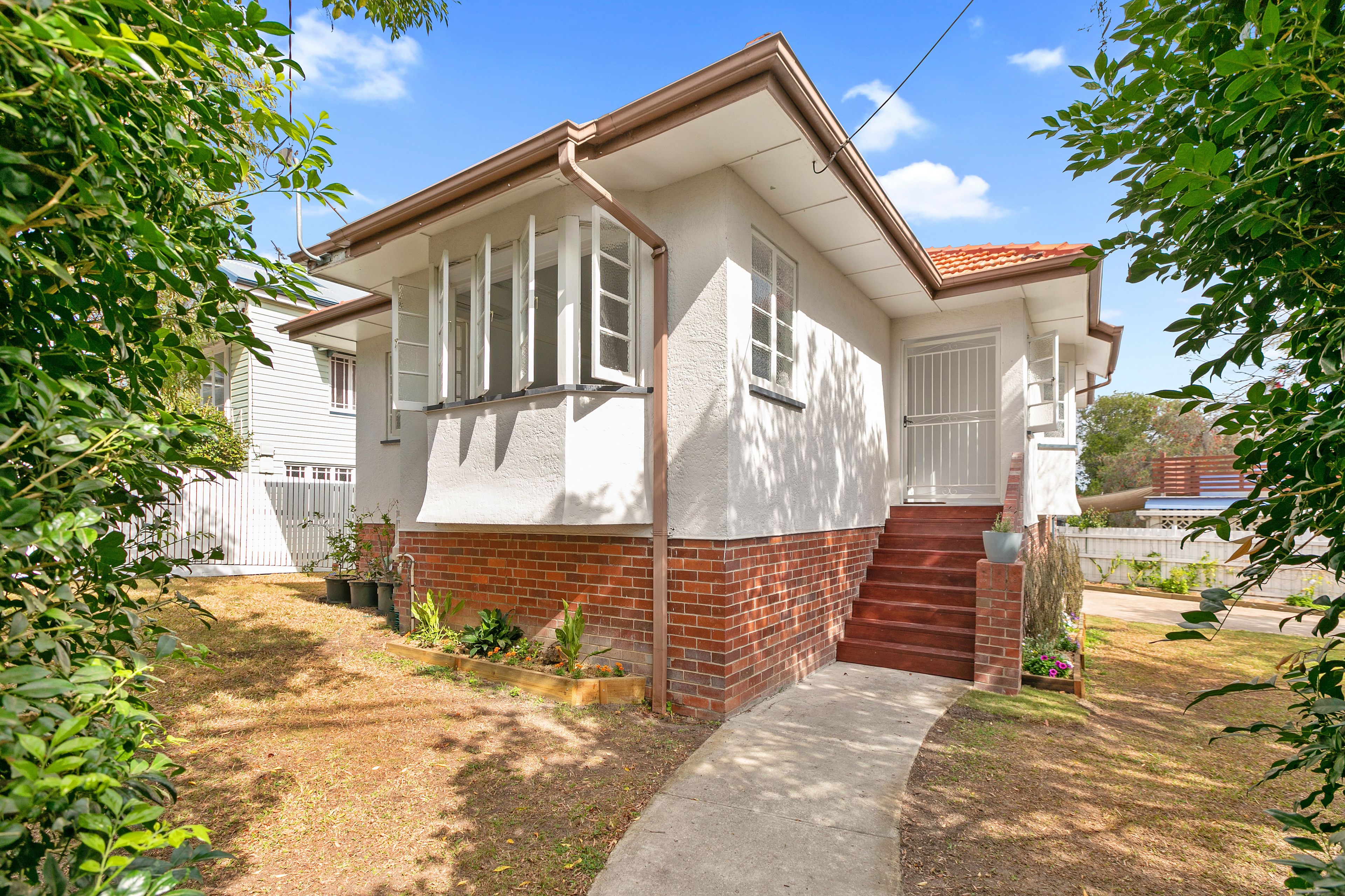 1 Bracken Street, Moorooka QLD 4105