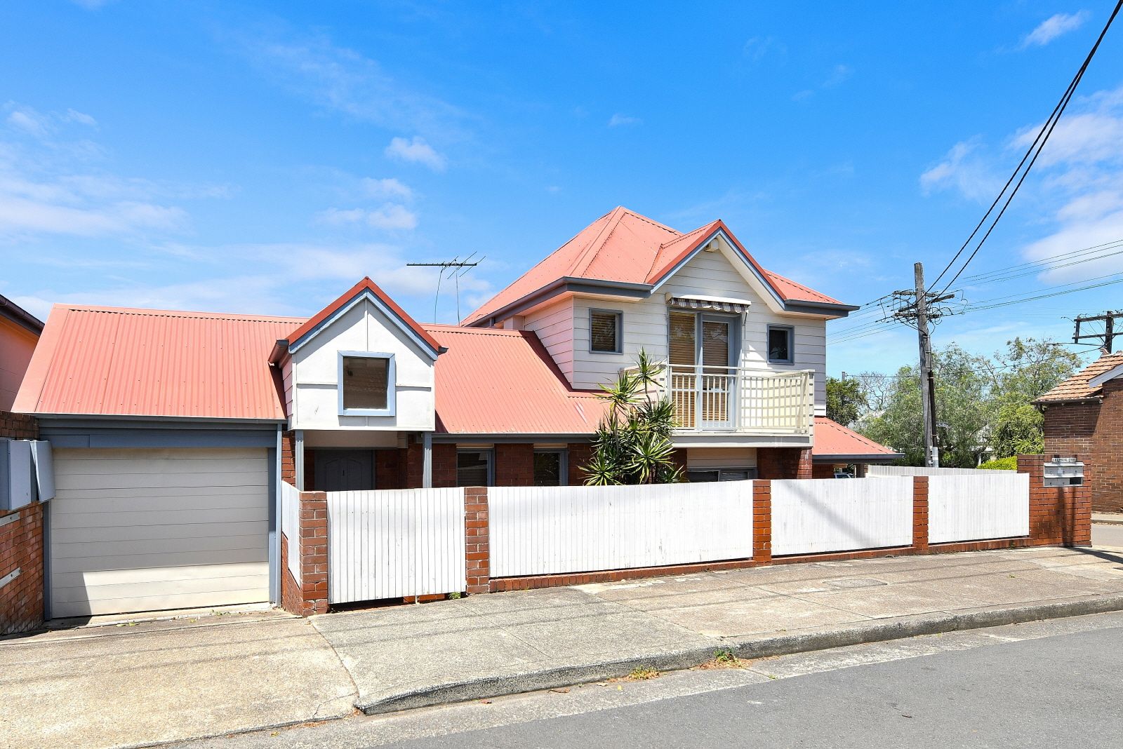 1/1-3 Percival Street — photo 6 of 9