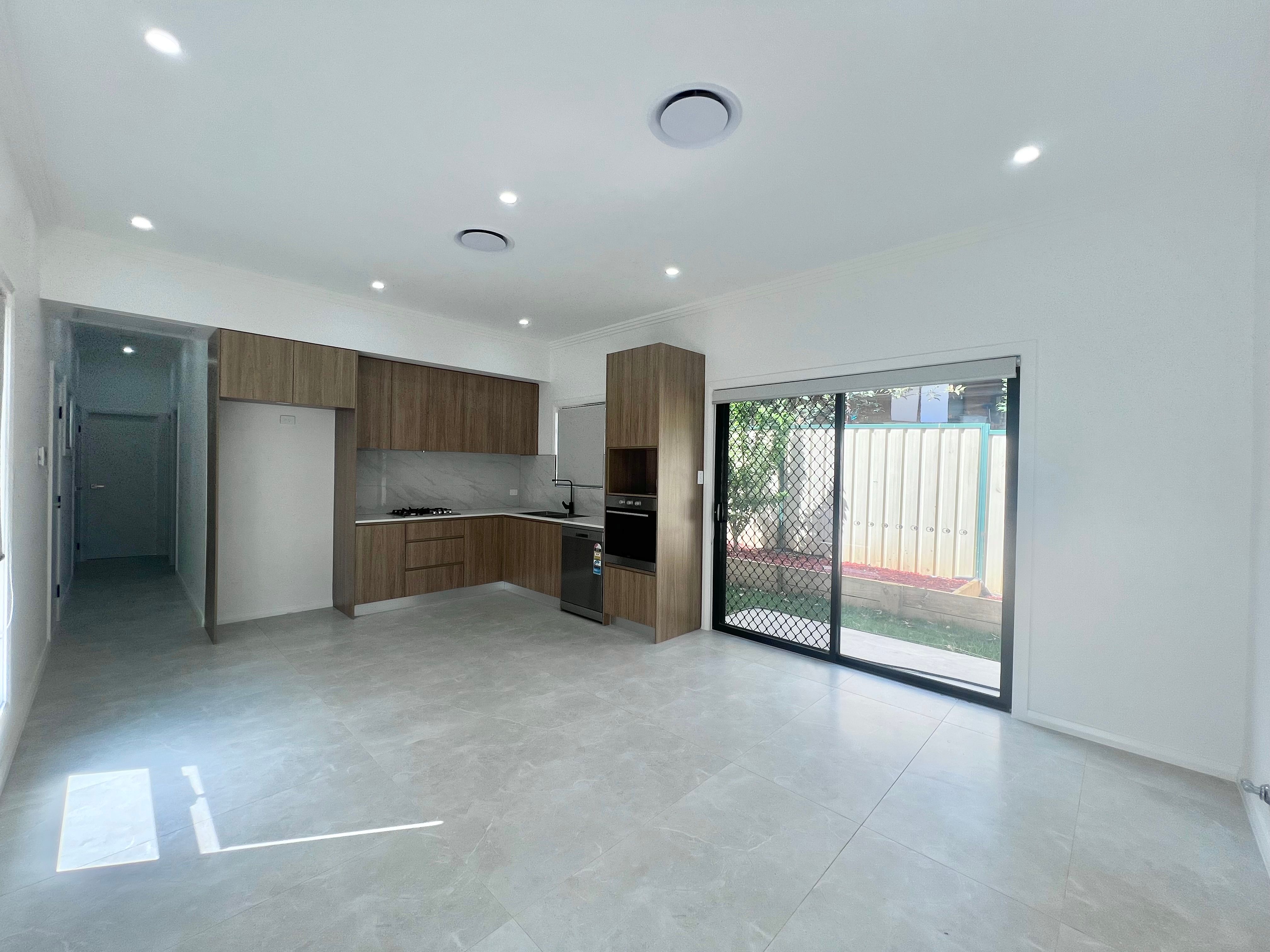 38A Randall Avenue, Minto, NSW 2566
