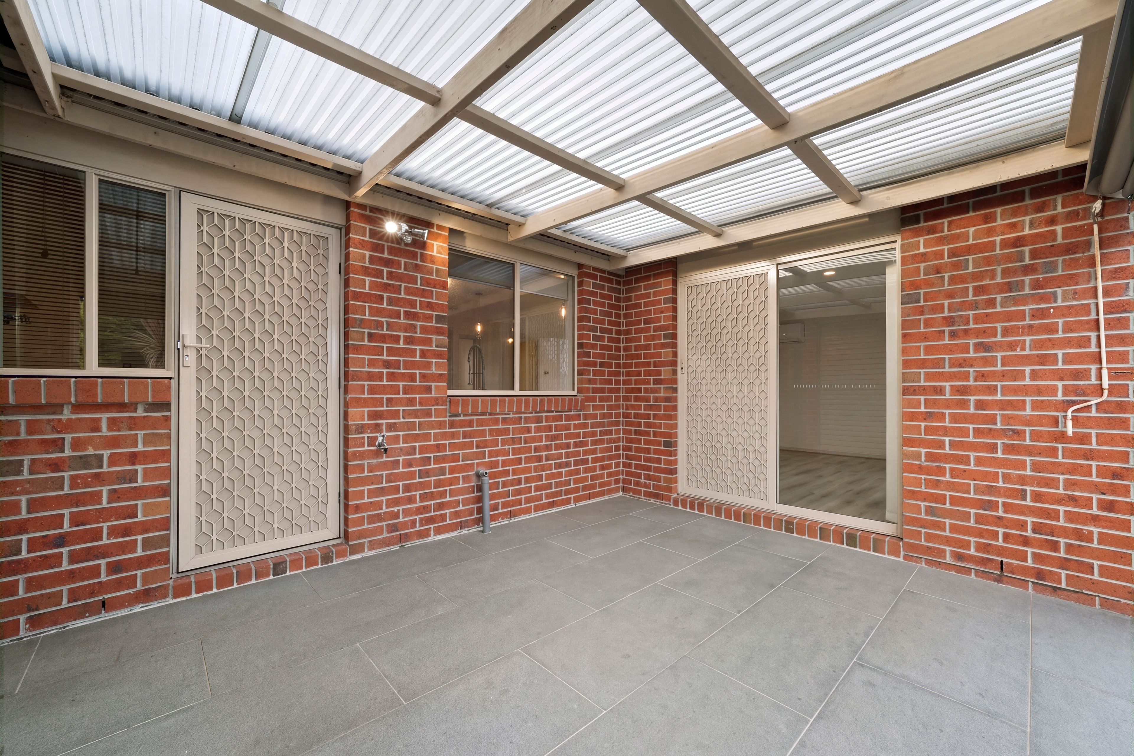 8a Pearce Street — photo 20 of 24