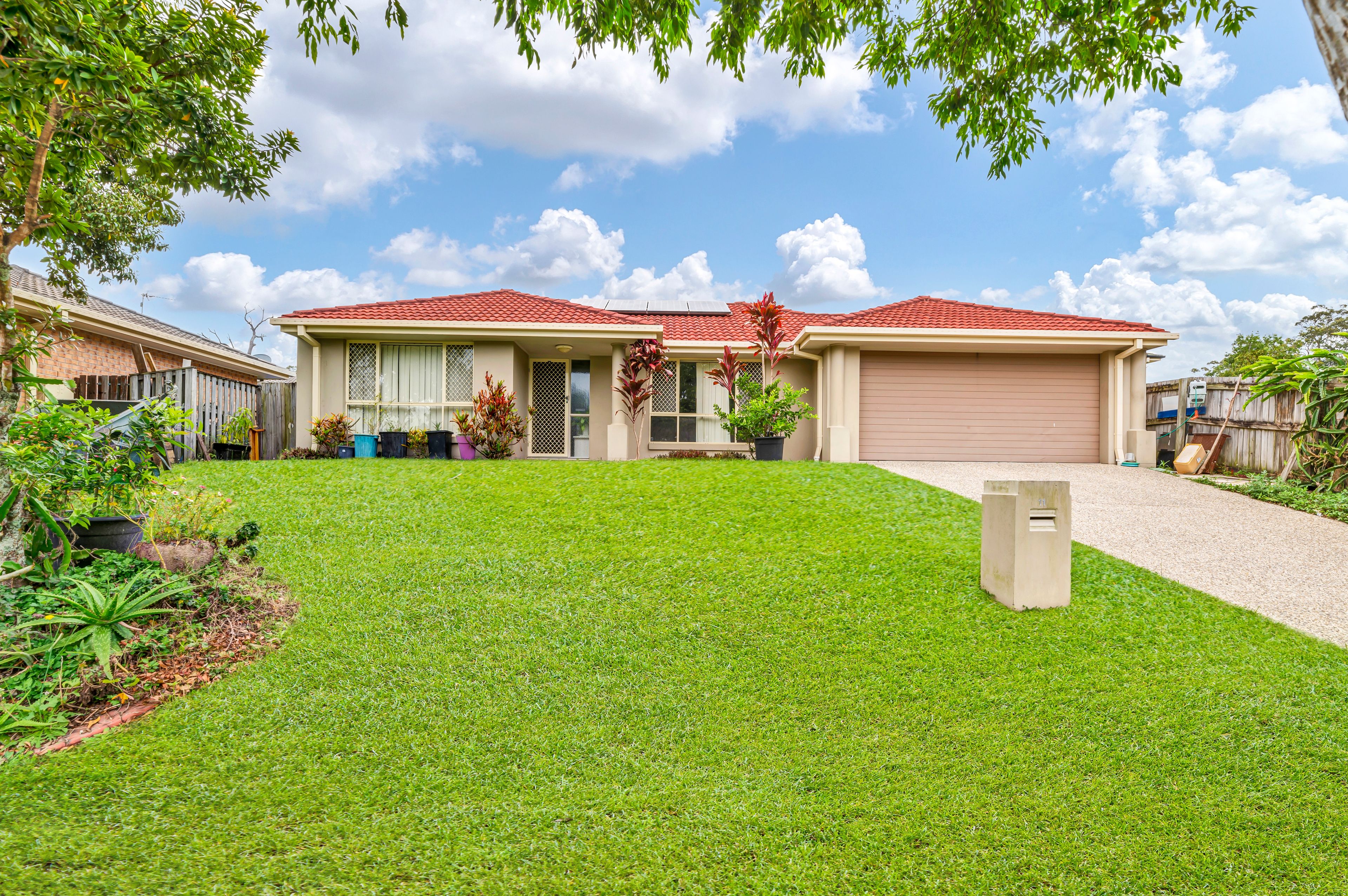 11 Southern Lights Drive, Pimpama QLD 4209