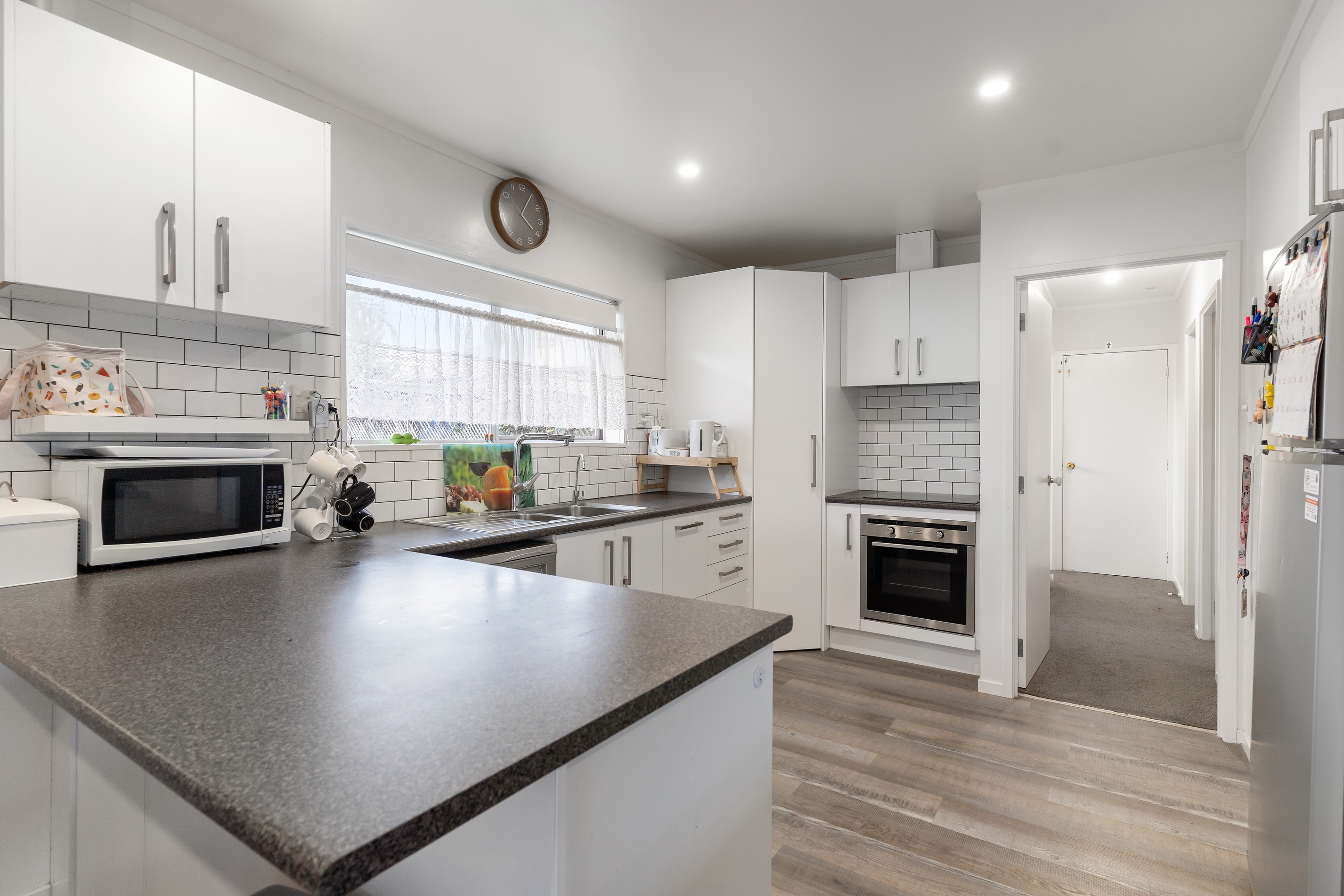 2/17 Poinsettia Place, Henderson, Waitakere City