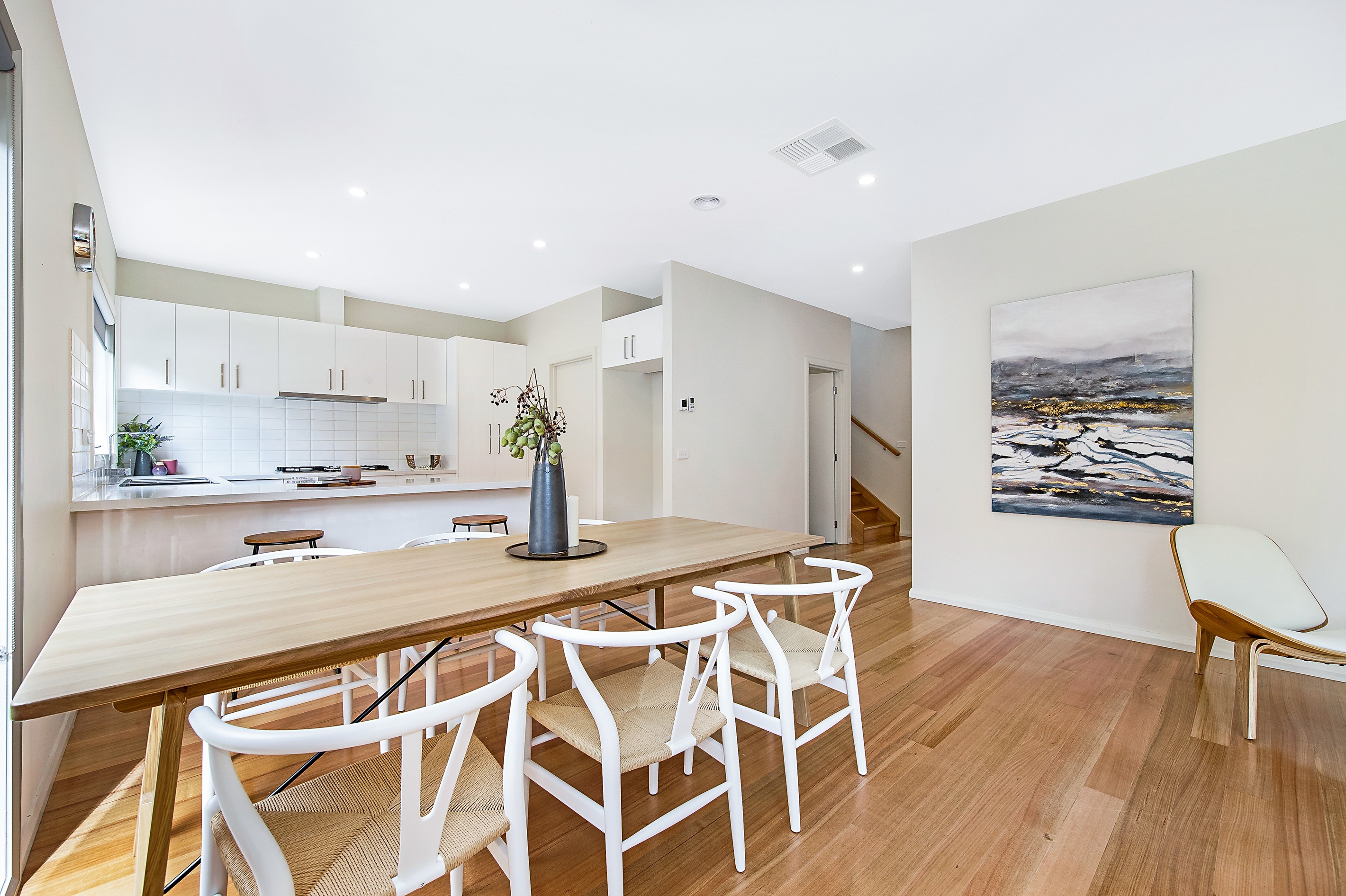 2/1 Oakern Street, Mount Waverley, VIC 3149