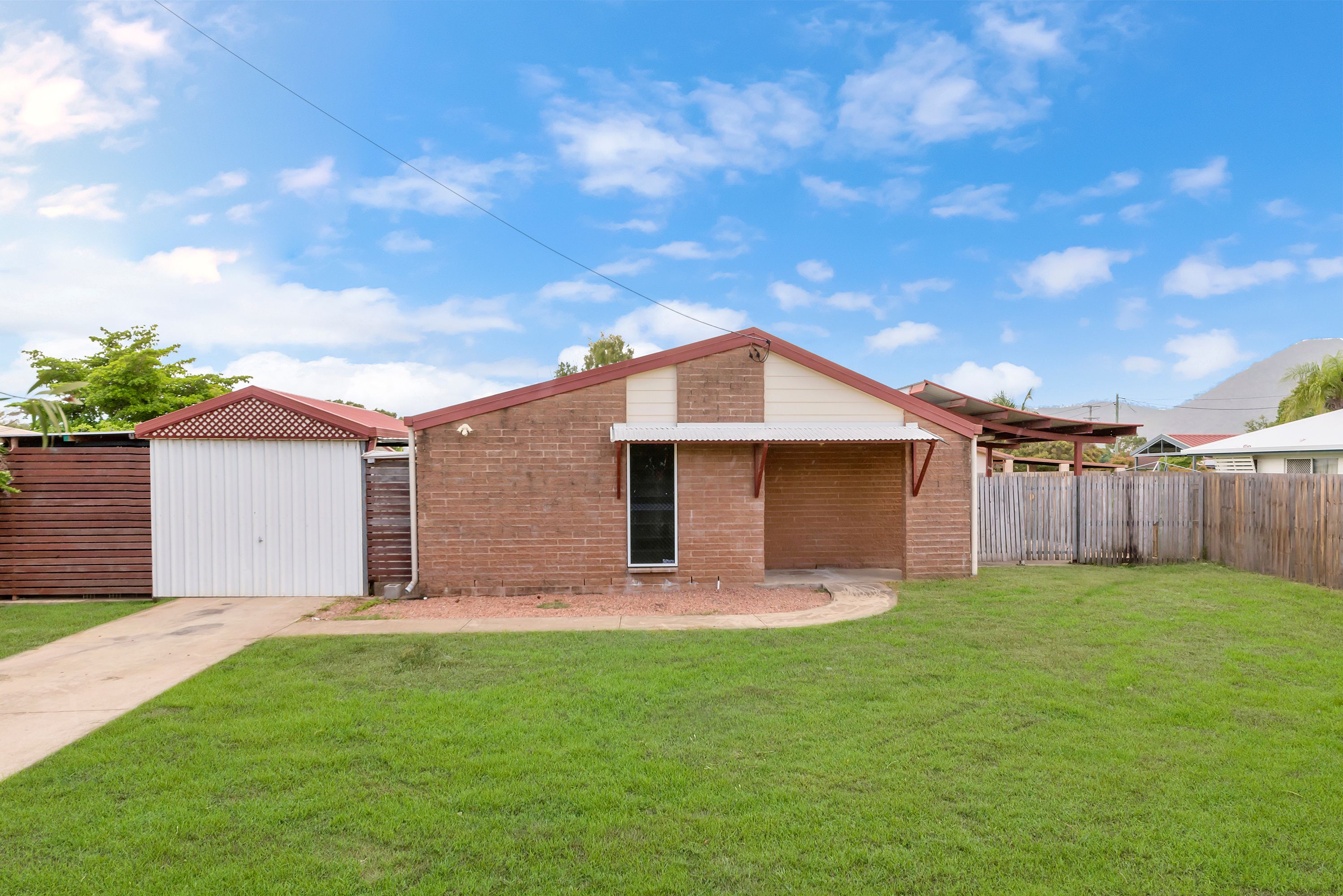 3 Stephanie Street, Rasmussen QLD 4815