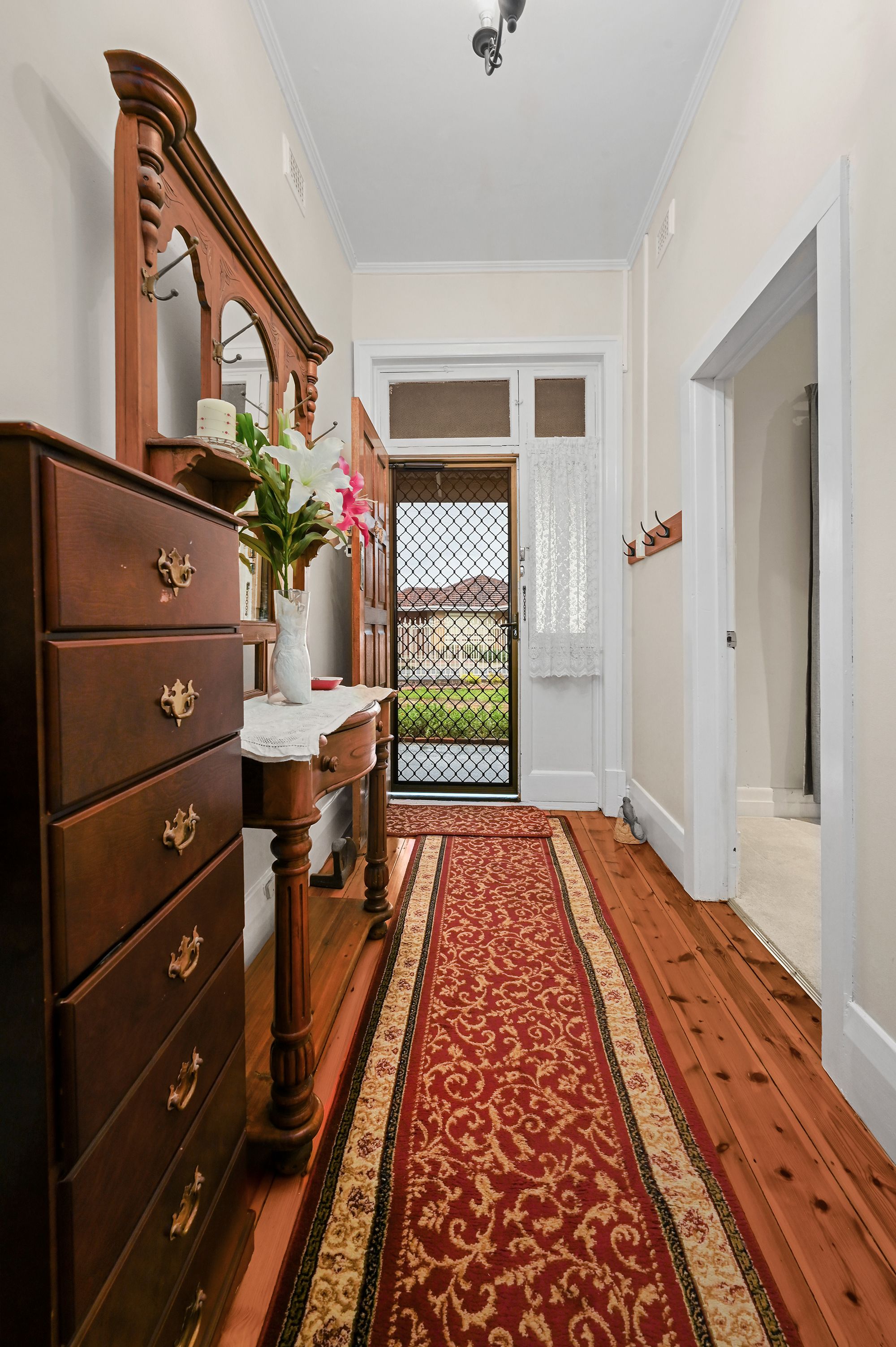 10 William Street — photo 5 of 25