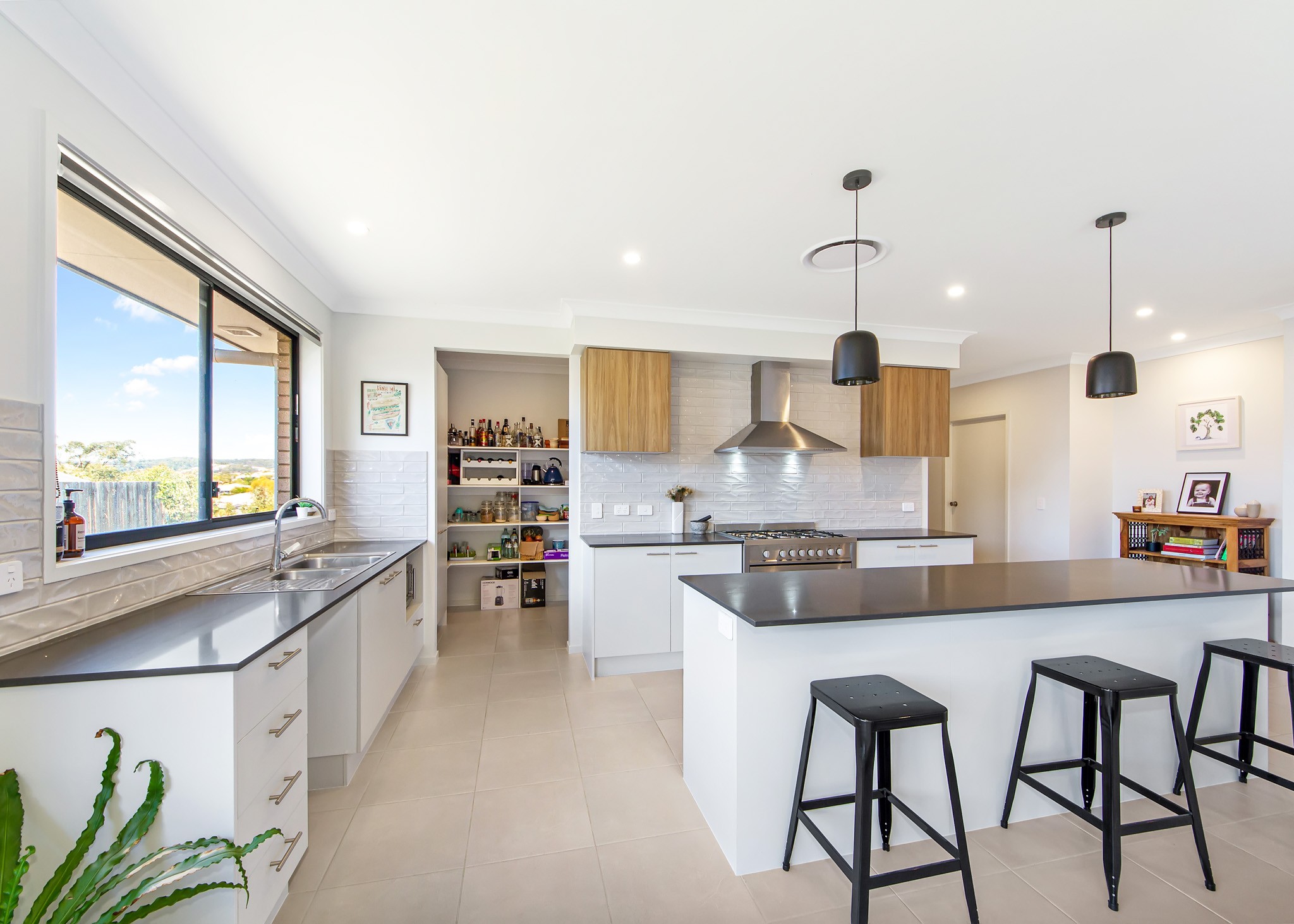 15 Mclaughlin Circuit, Oxenford, QLD 4210