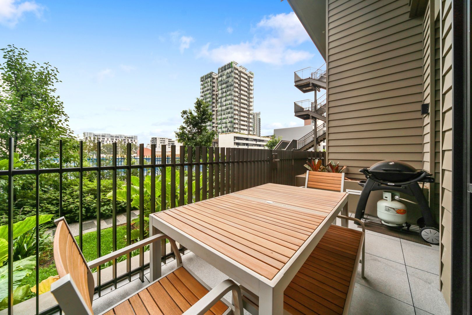 7106/9 Tung Hop Street — photo 8 of 12