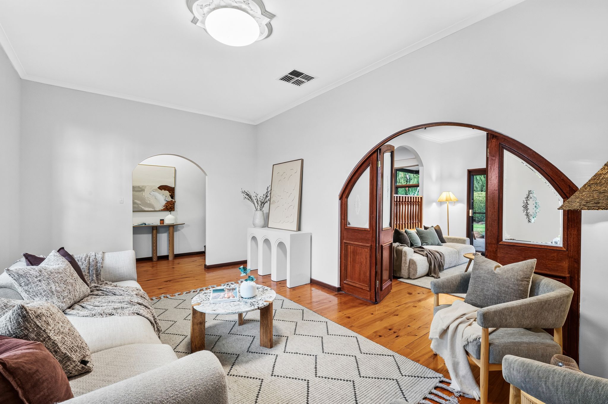 36 Cortlyne Road — photo 4 of 19