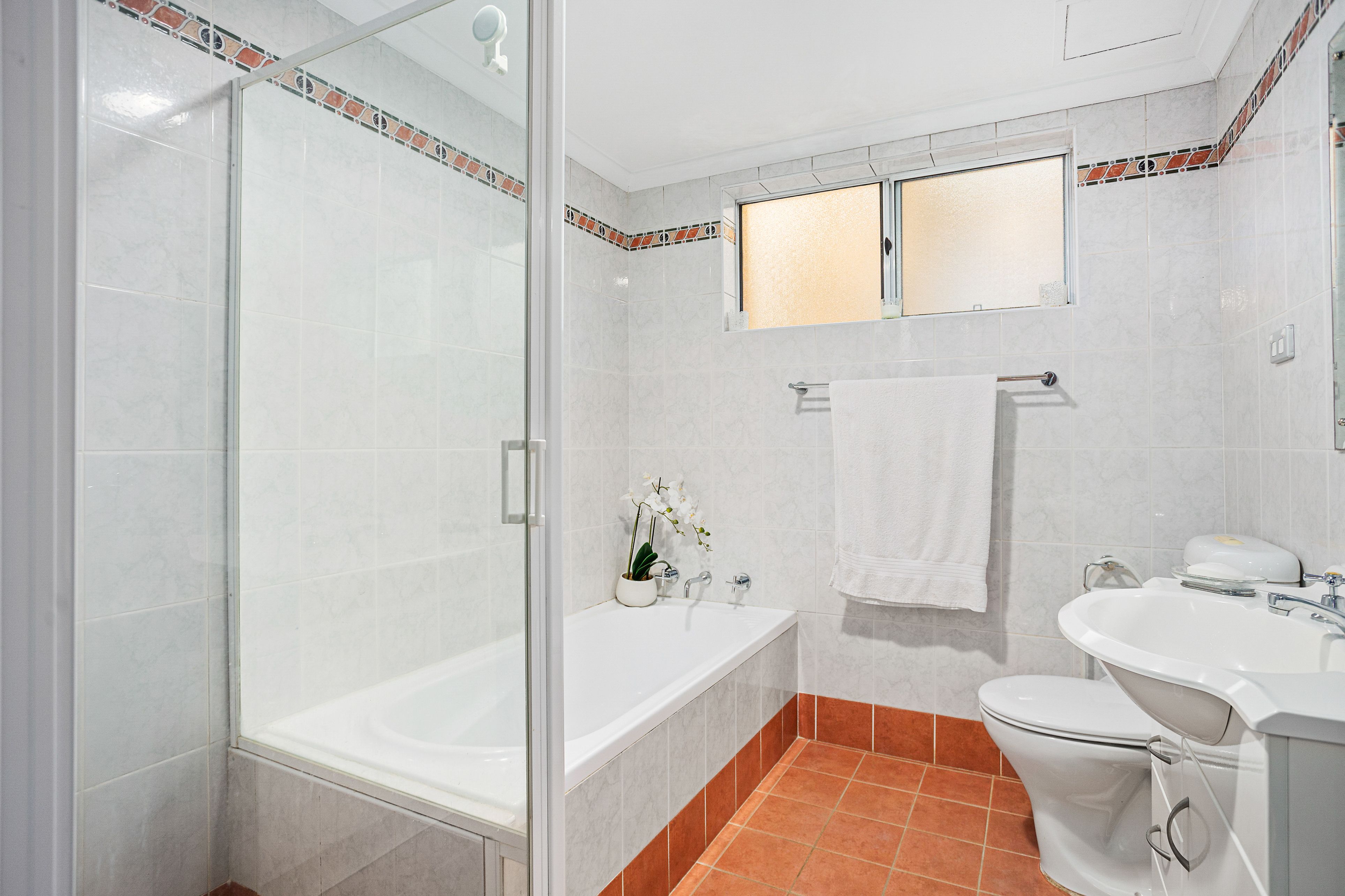 2/24 Queens Road, Brighton Le Sands, NSW 2216 Sold Unit Ray White