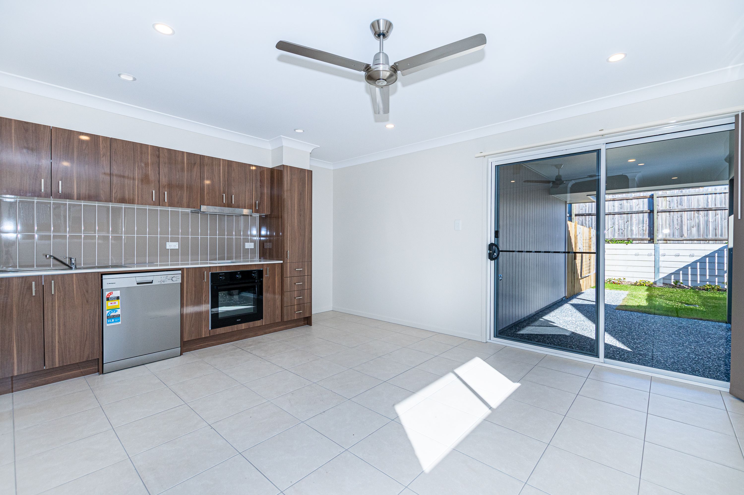 11B Sheepdog Road, Park Ridge, QLD 4125