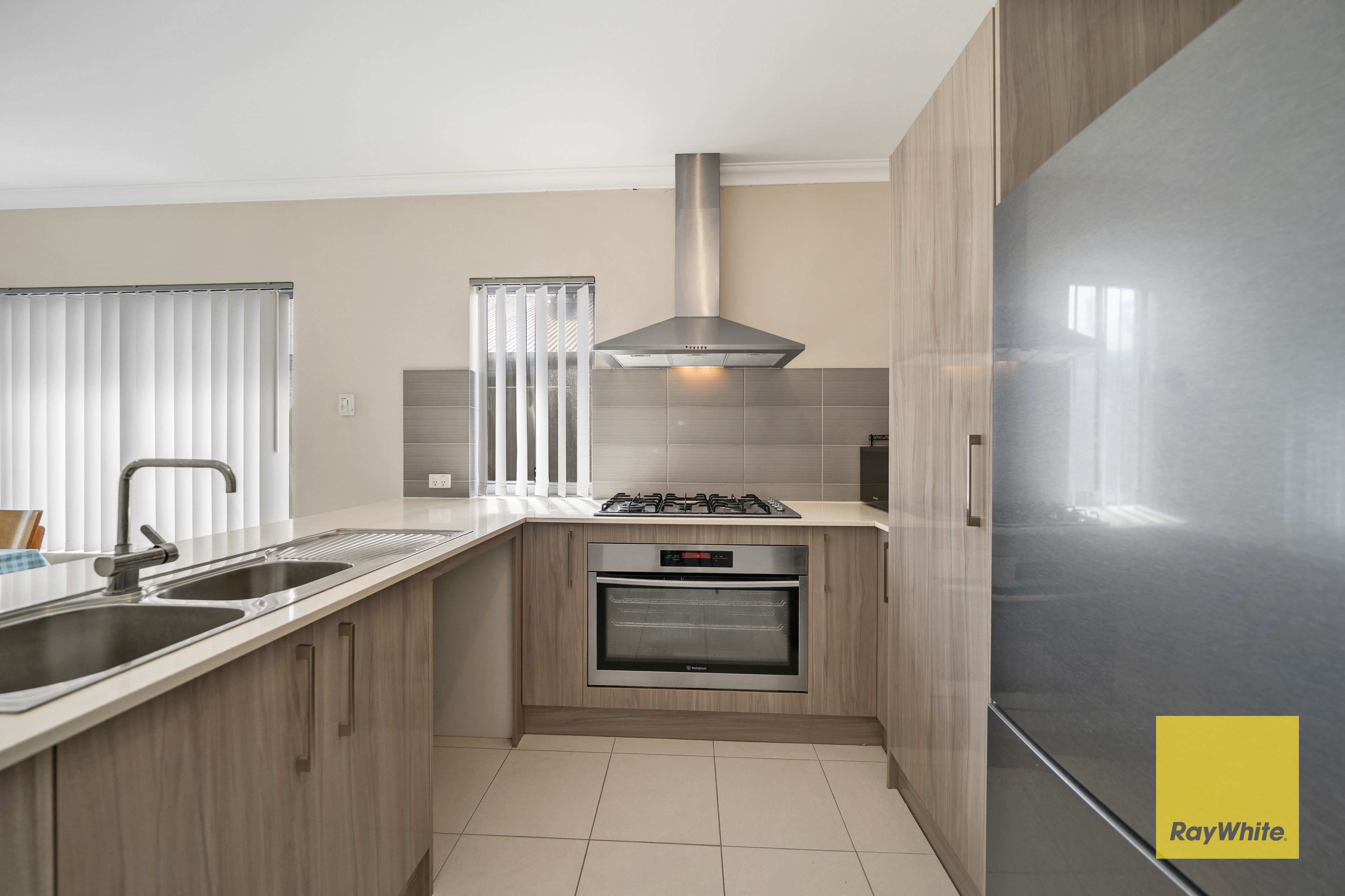 17 Pekin Pass, Southern River, WA 6110