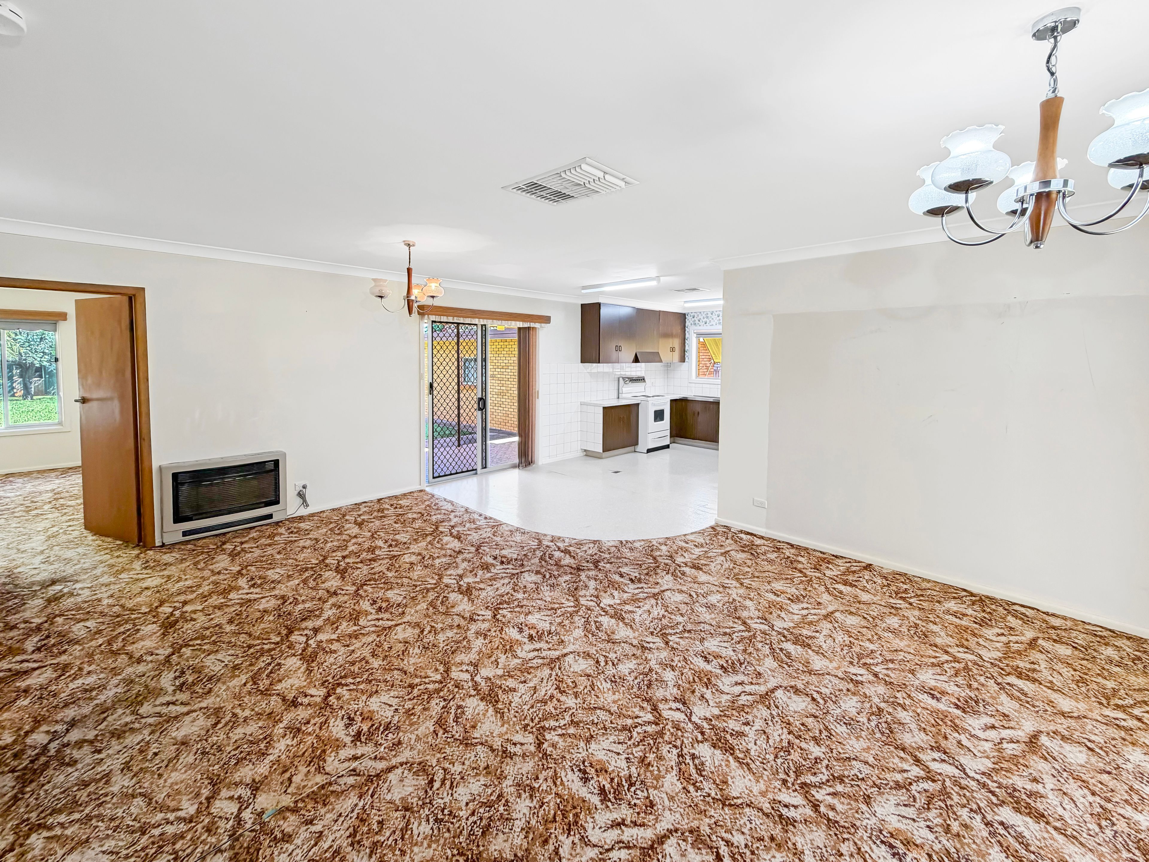 4 Hillston Street — photo 14 of 22