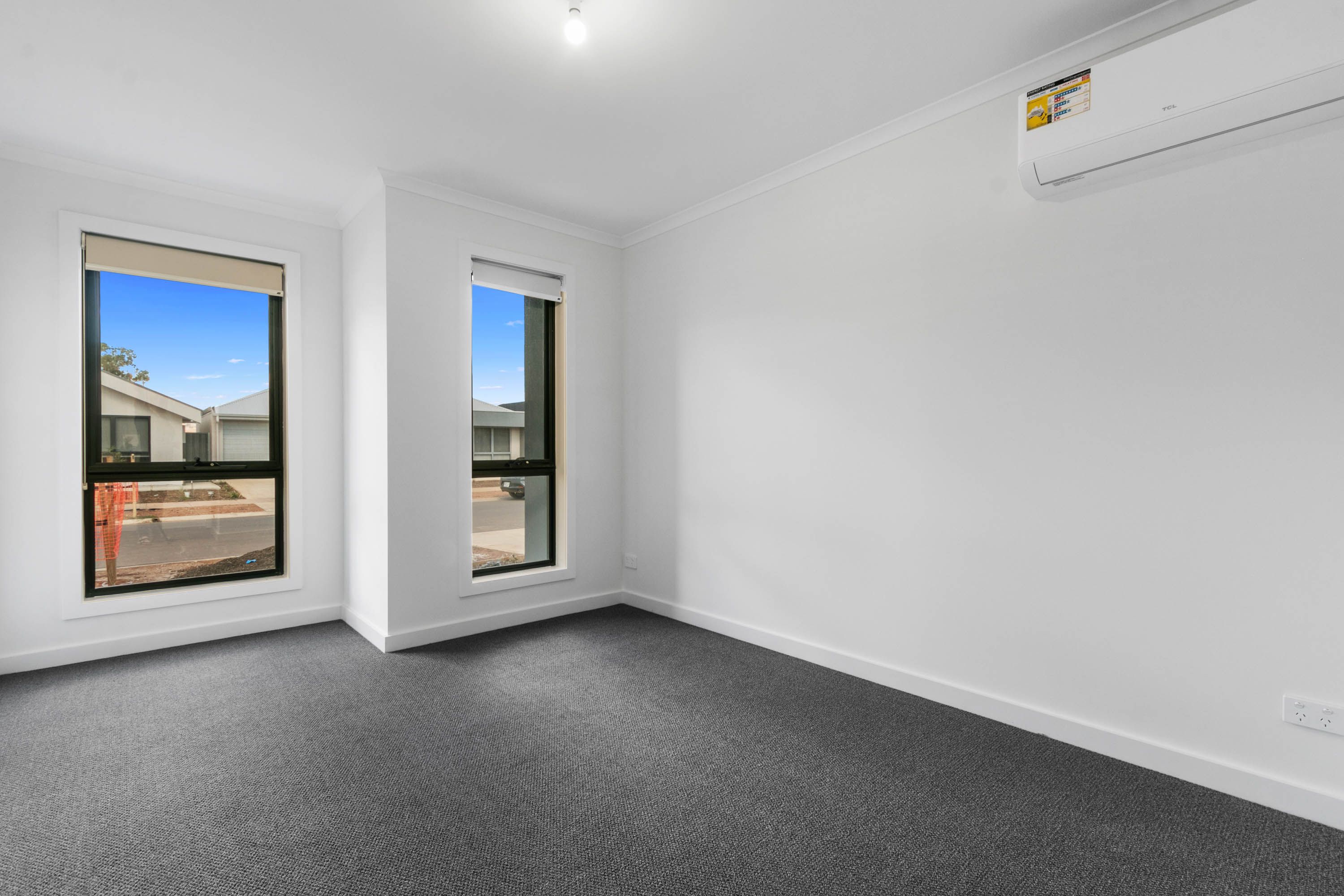 9 Cornwall Street, Munno Para Downs, SA 5115