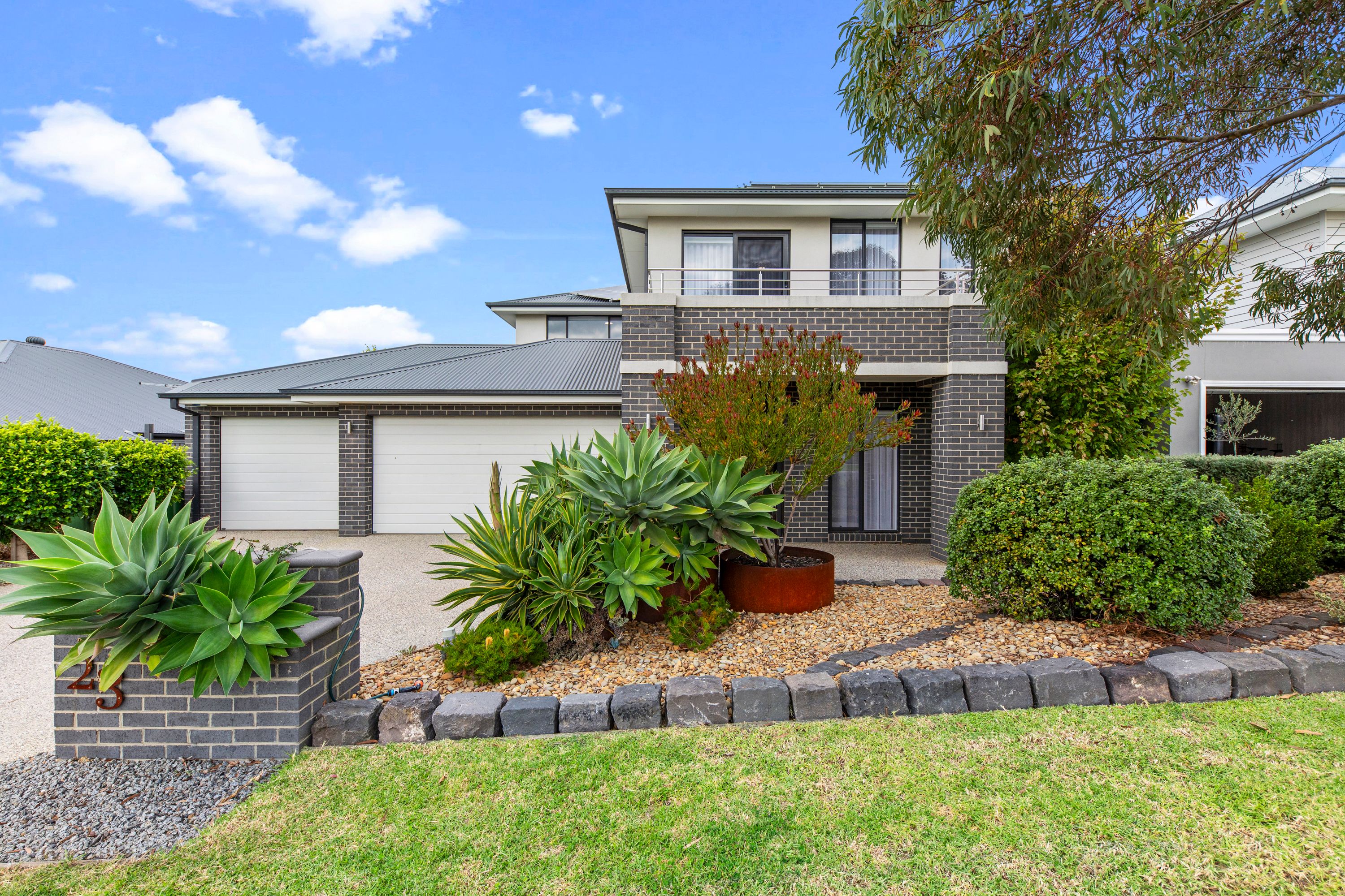 23 Skyline Drive, Officer, VIC 3809