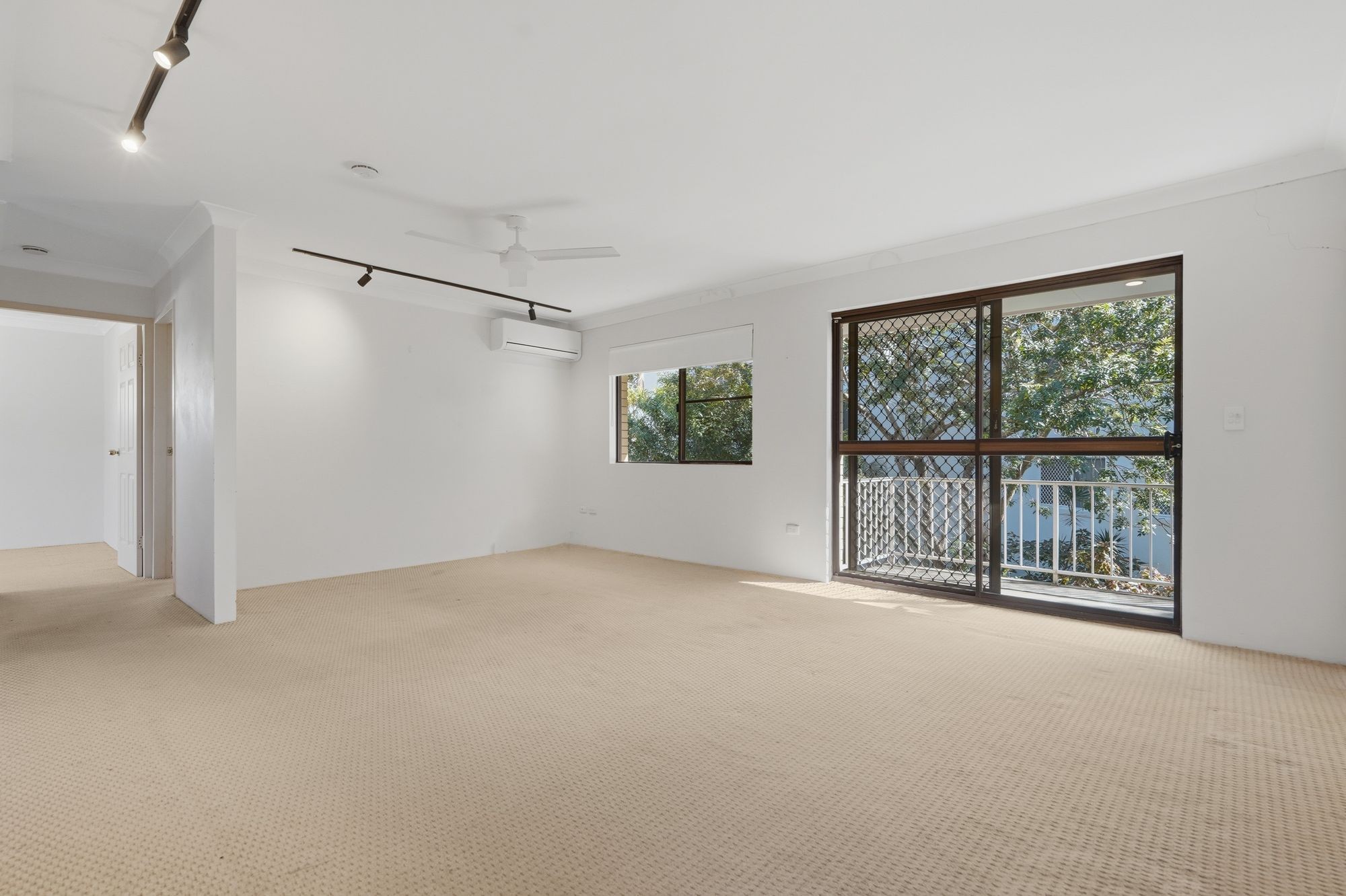 3/61 Bayview Street, Runaway Bay, QLD 4216