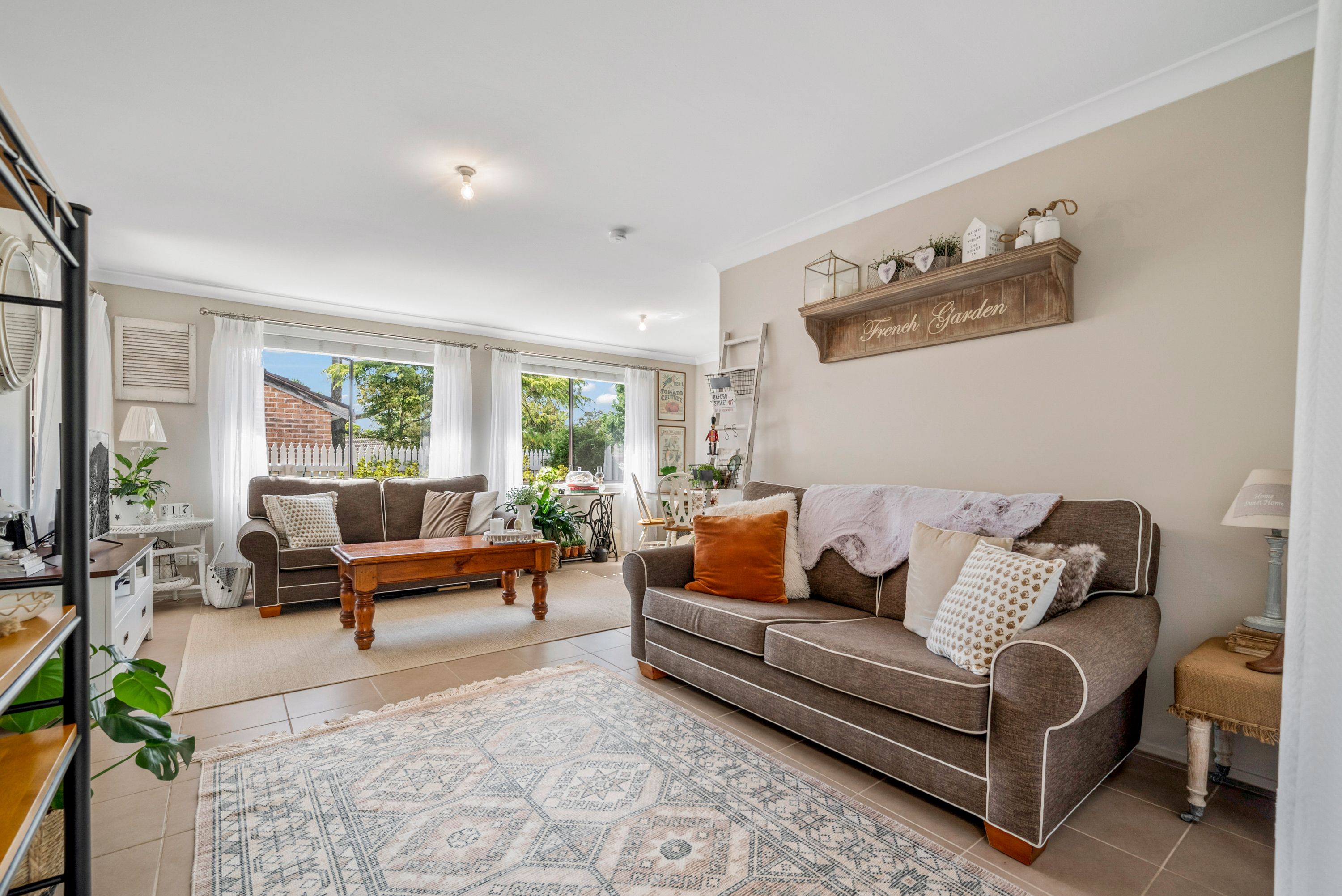 10 Cotula Place, Macquarie Fields, NSW 2564