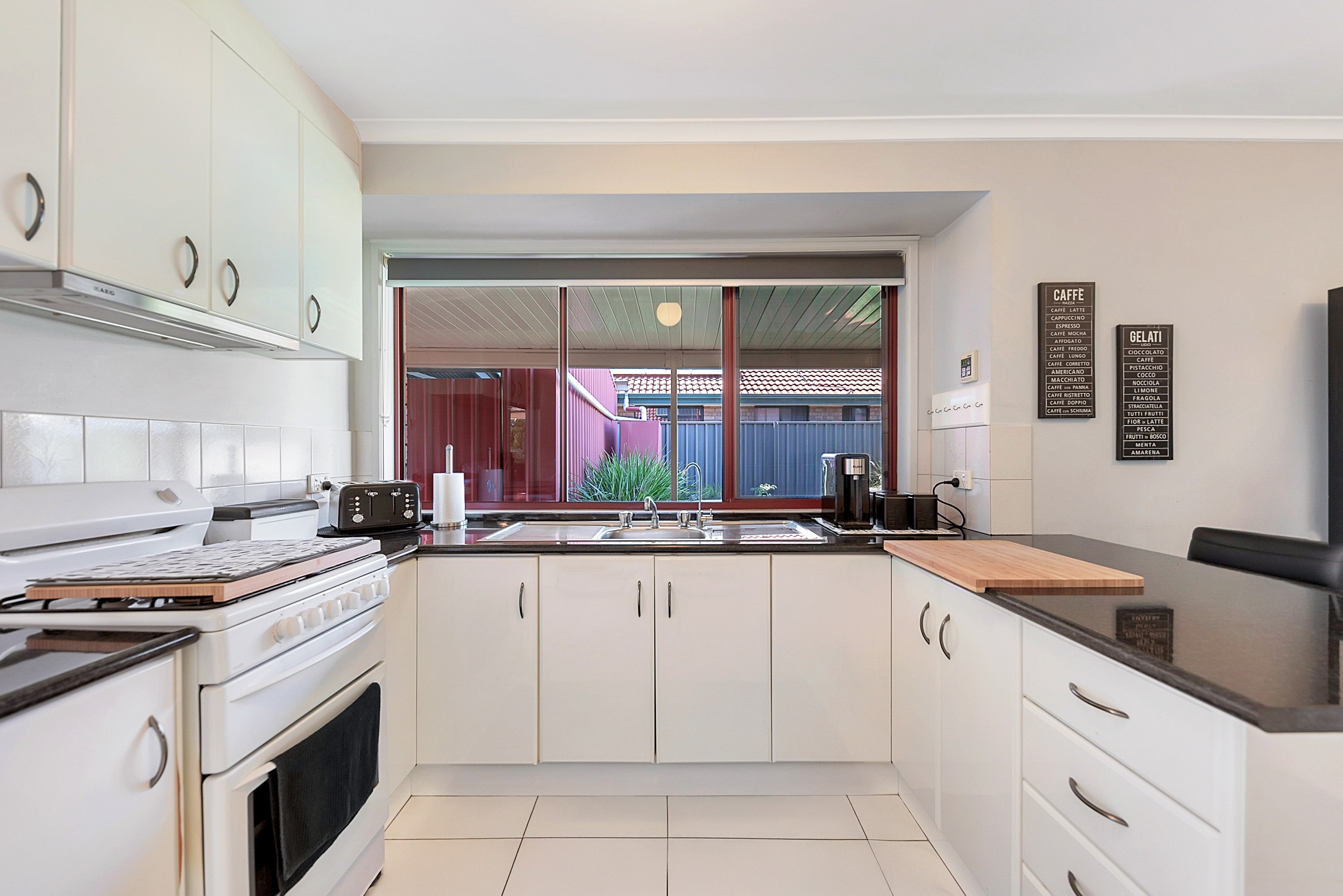 33 Saint Alfred Drive, Parafield Gardens, SA 5107