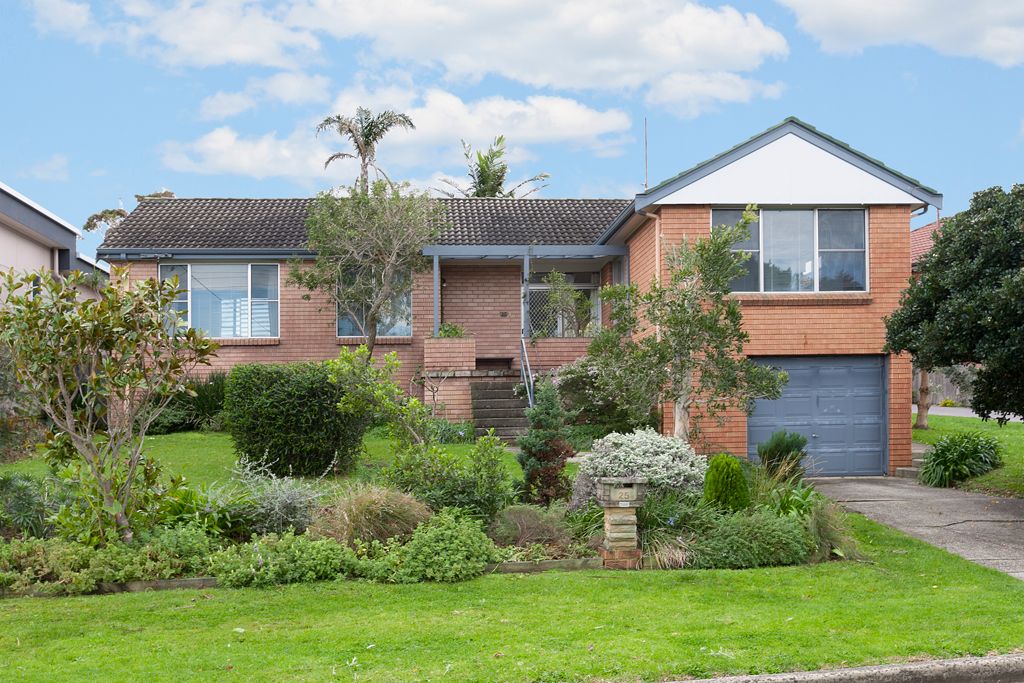 25 Eureka Avenue — photo from Ray White Kiama