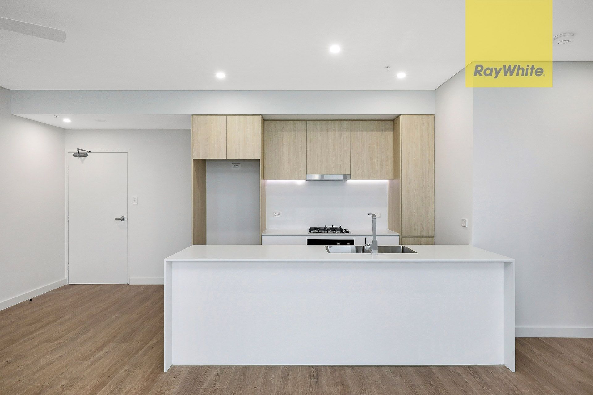 B304/40 Hoskins Avenue — photo 5 of 6