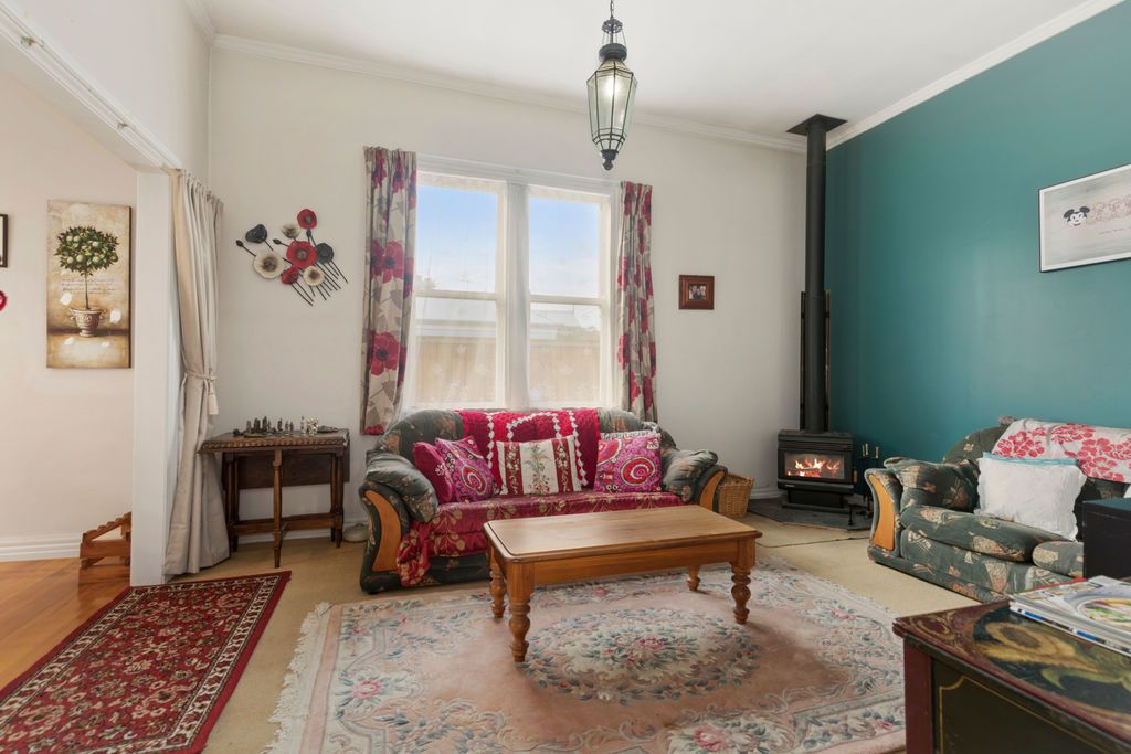 3 Riddlers Crescent, Petone, Lower Hutt City