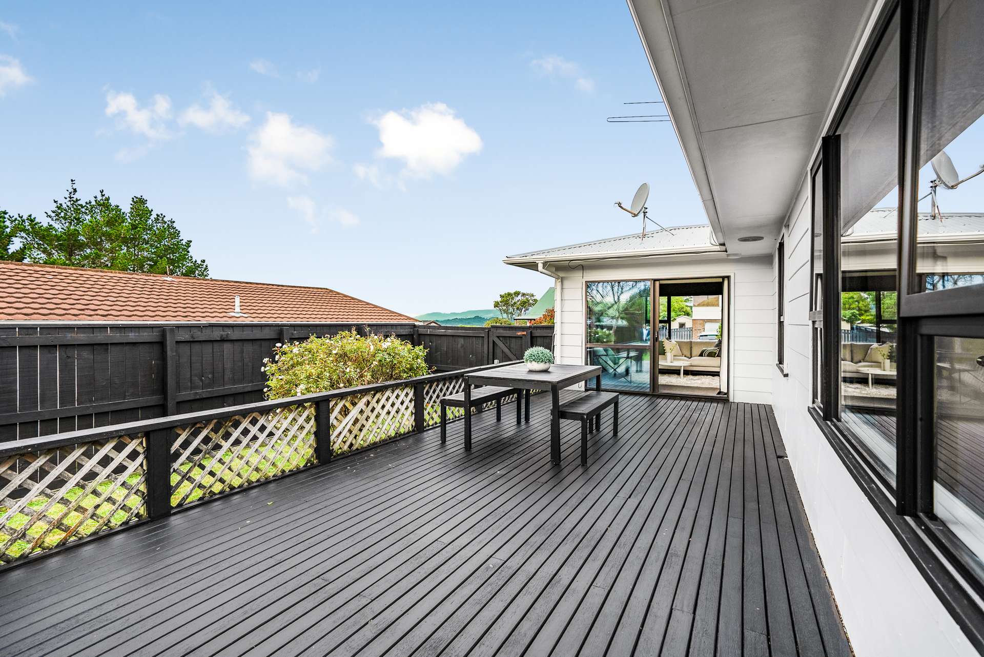 8 Drummond Crescent photo 16