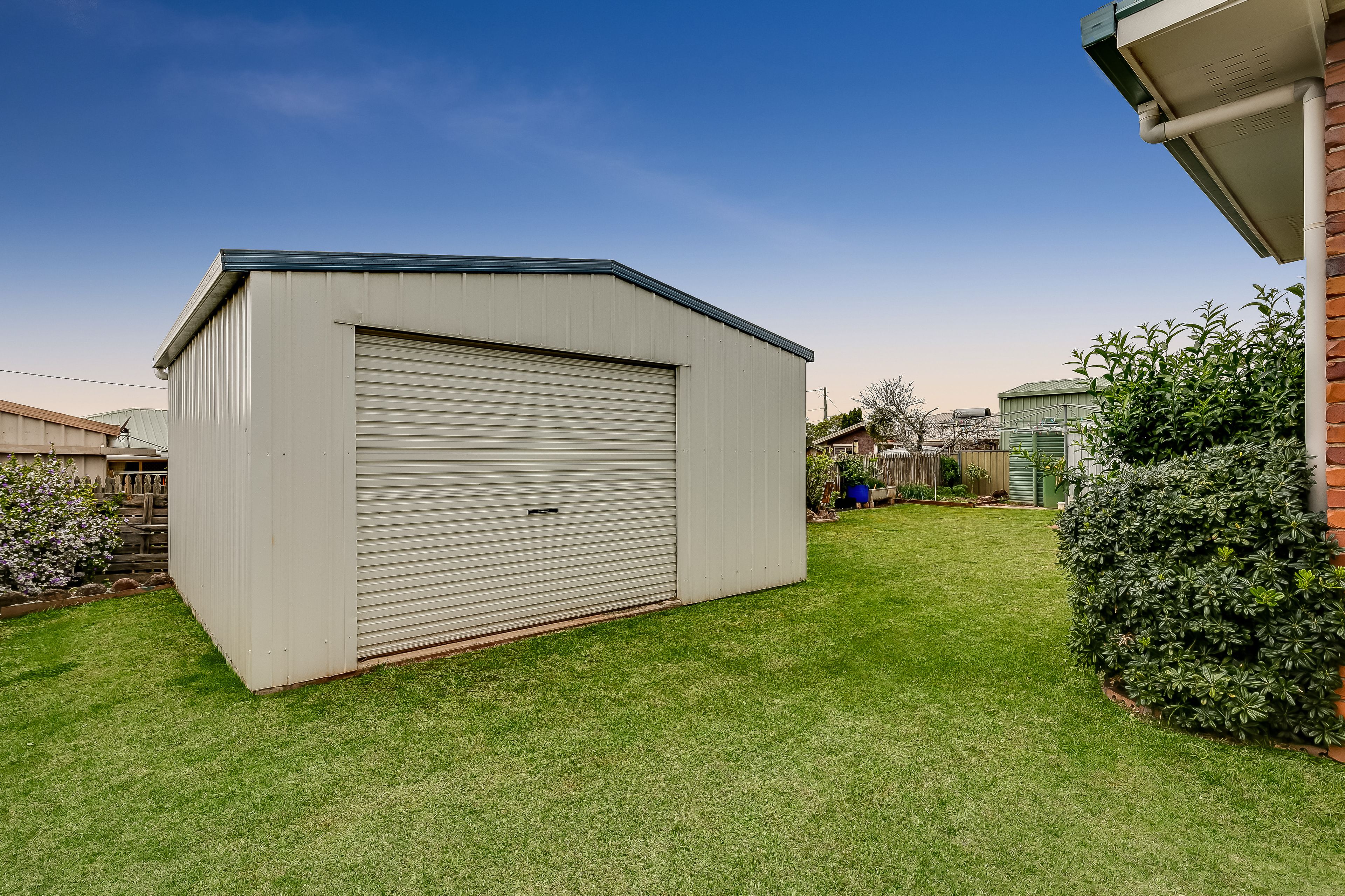 10 Smythe Street, Kearneys Spring, QLD 4350