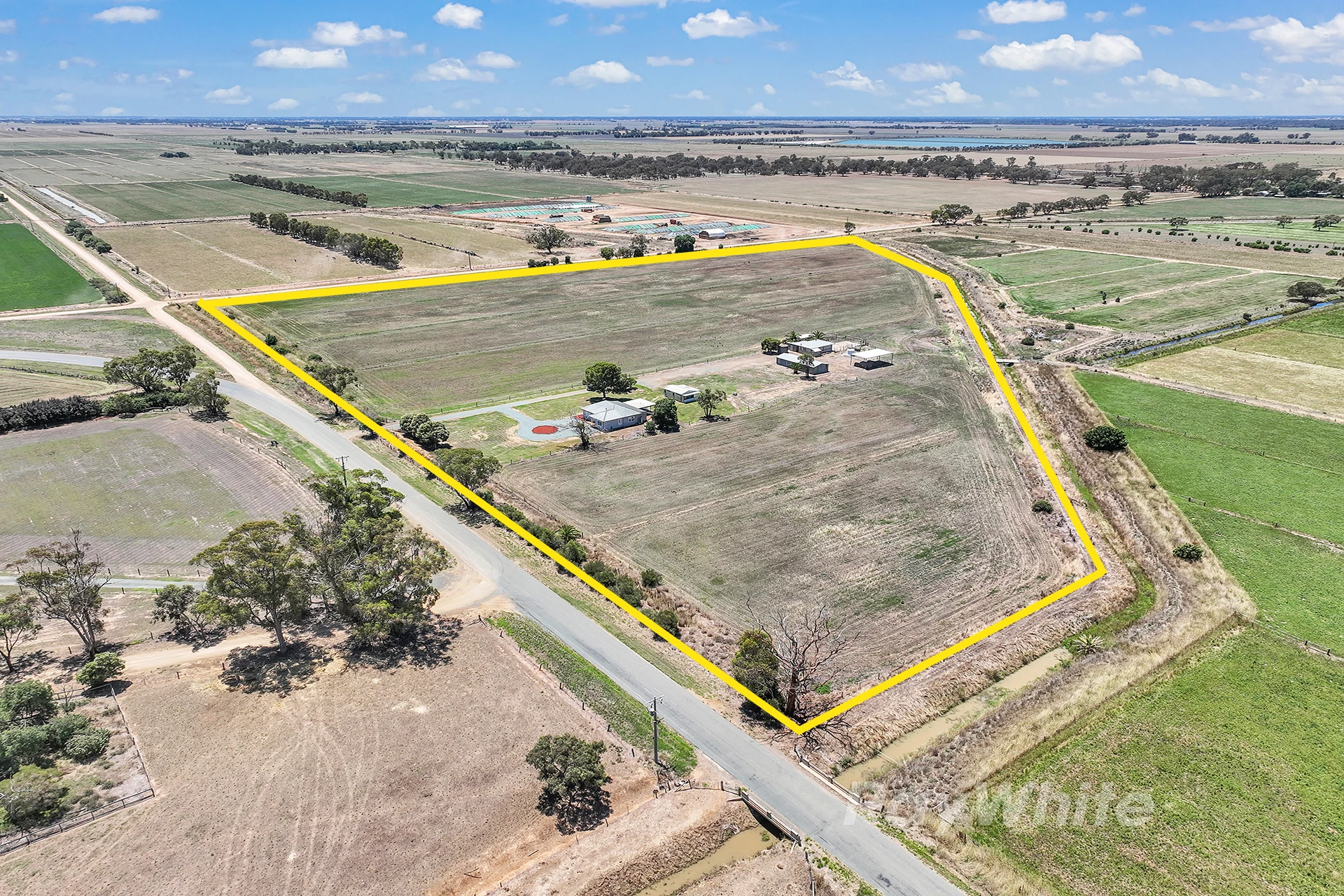 924 Lowe Road, Ballendella, VIC 3561