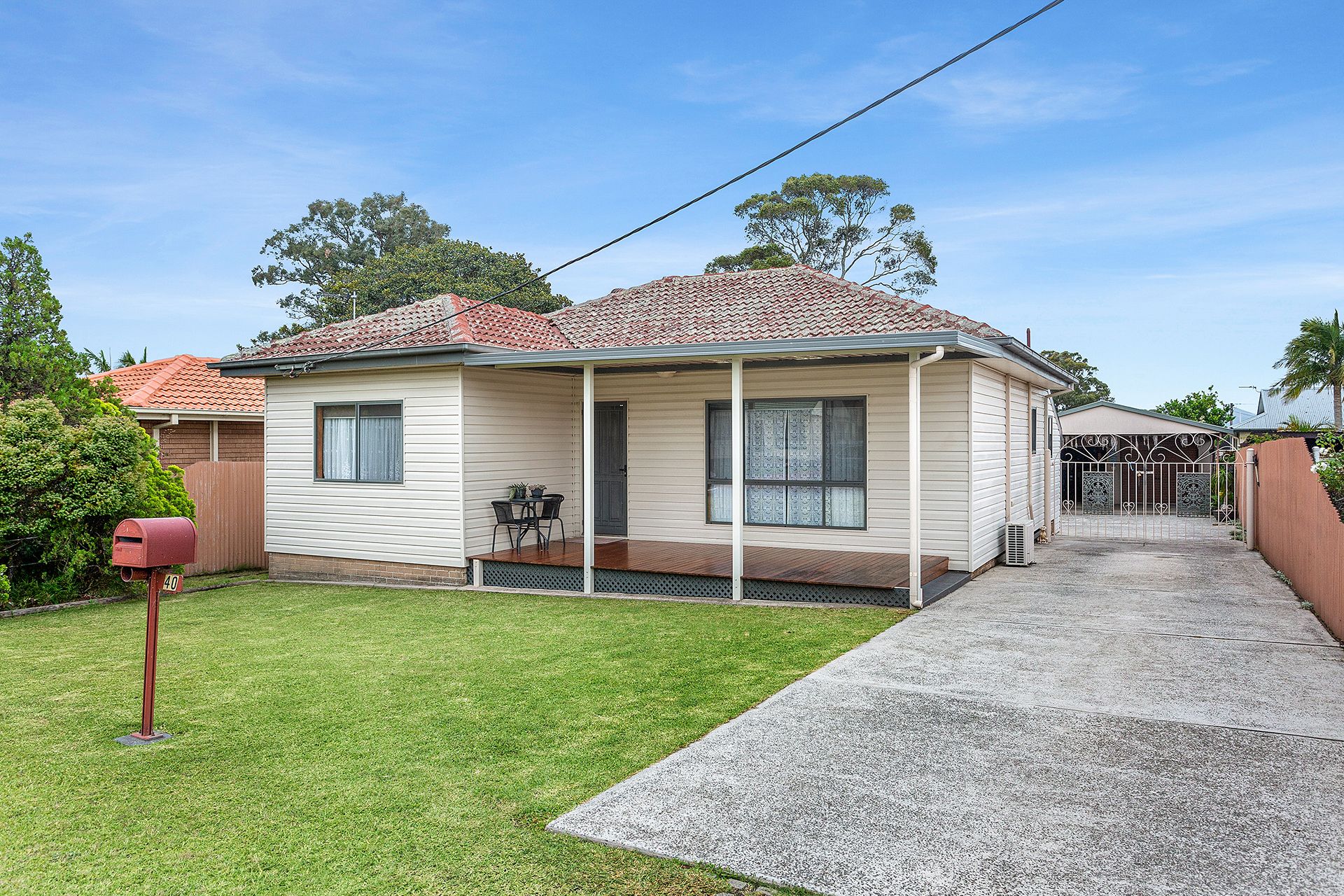 40 Barton Street, Oak Flats, NSW 2529 Sold House Ray White