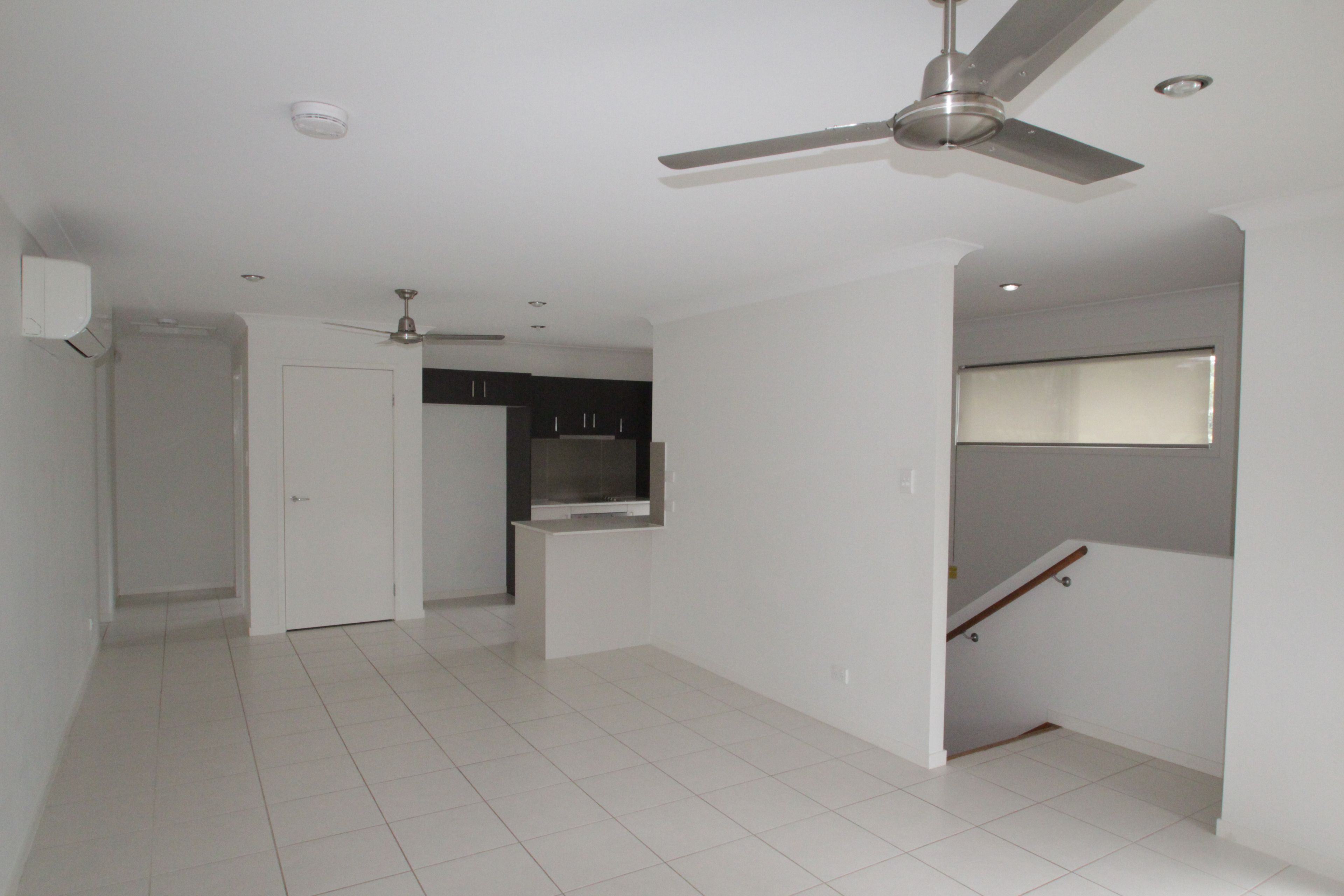 9 Opperman Drive, Springfield Lakes, QLD 4300