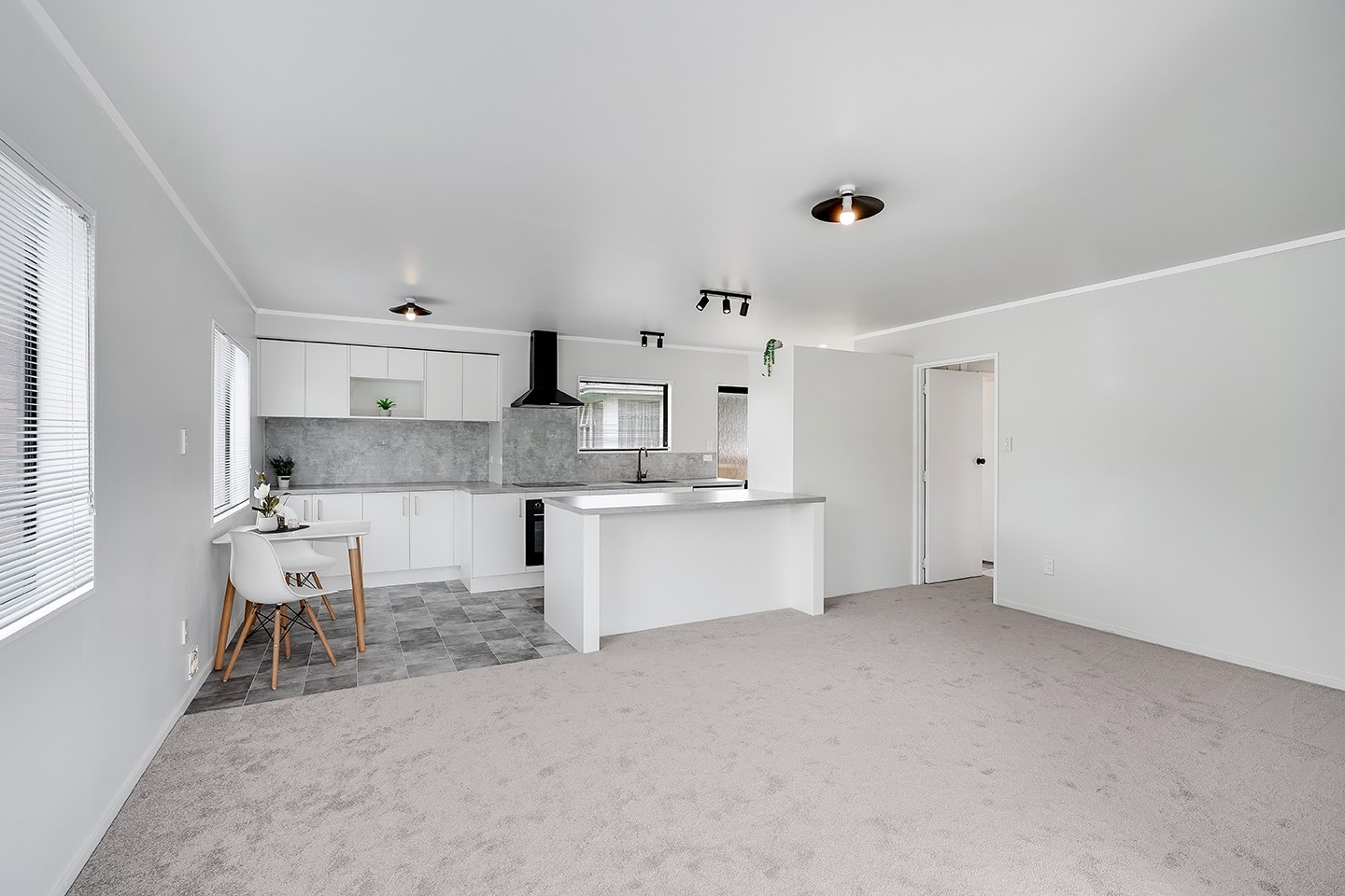 21A Southsea Crescent, Silverdale, Hamilton City