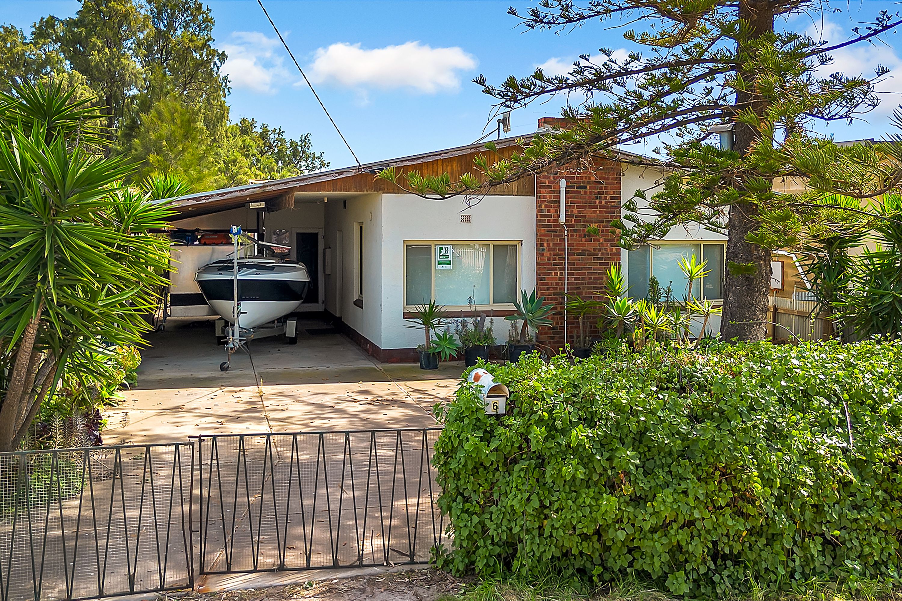 6 Shell Street — photo from Ray White Salisbury