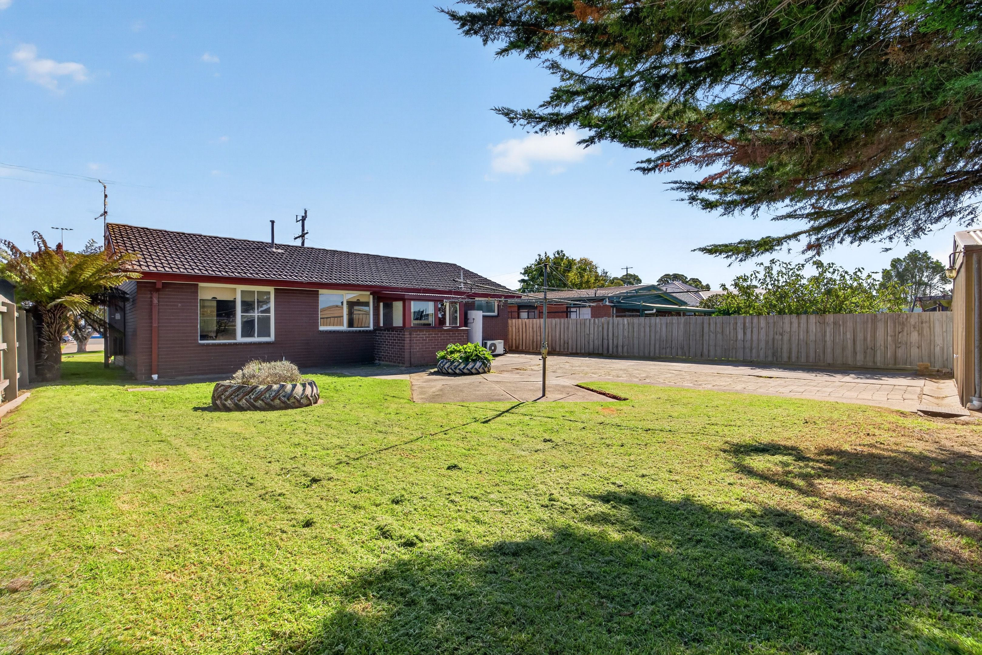 36 Loch Street — photo 12 of 16