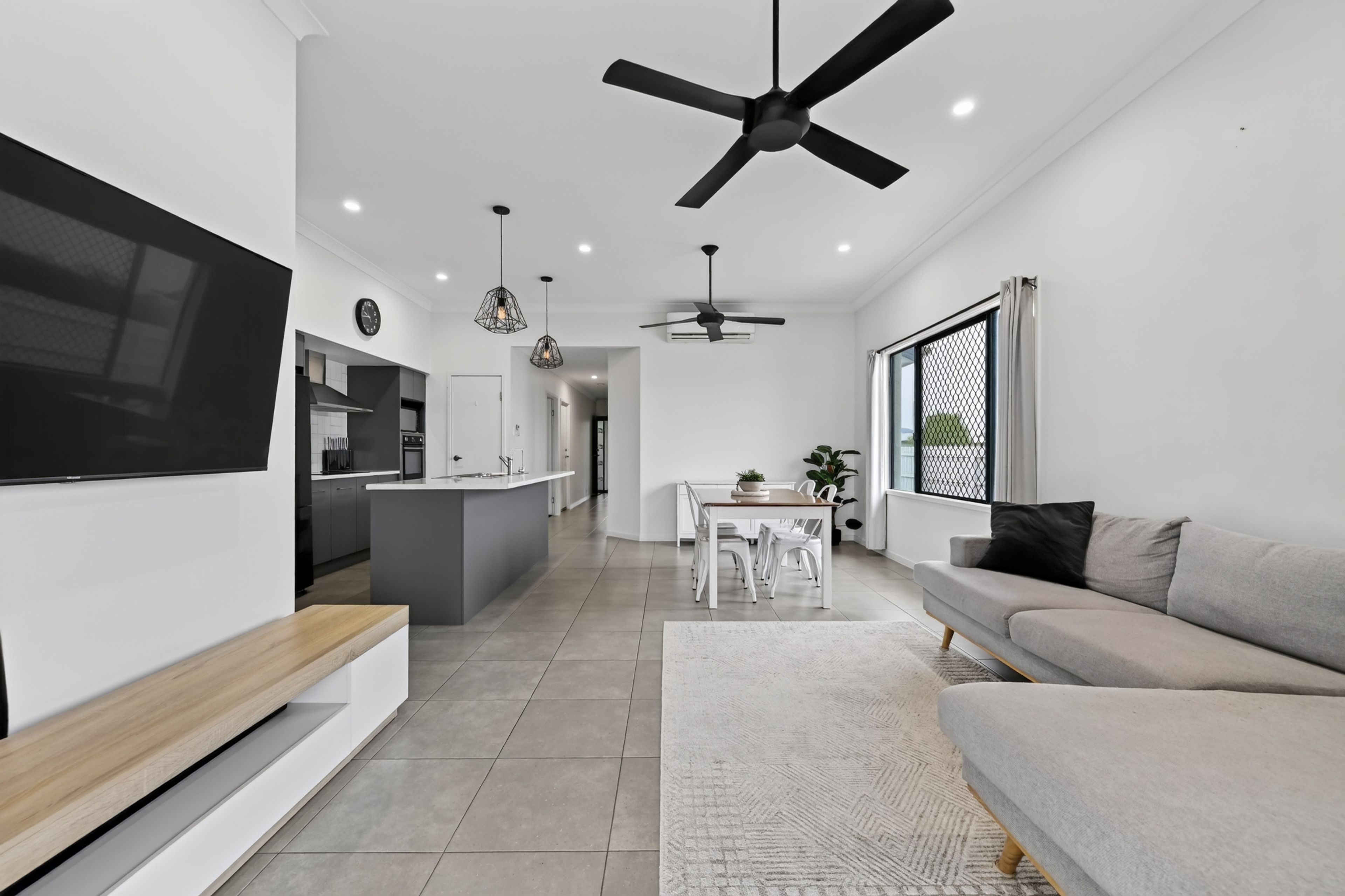 27 The Grange — photo 4 of 24