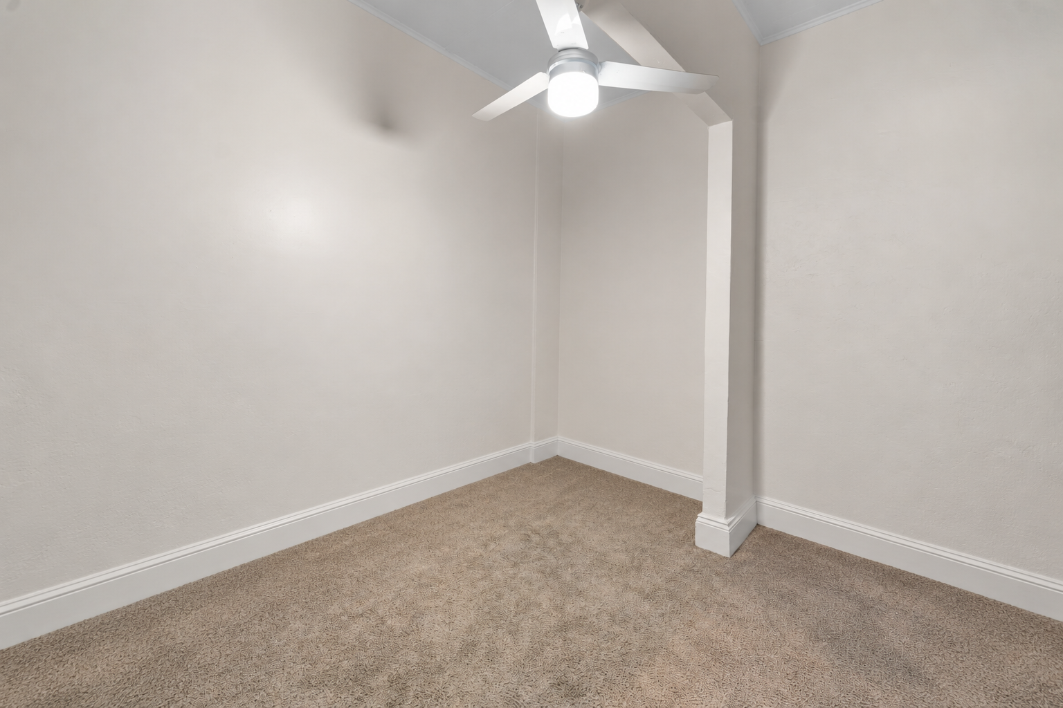 1/31 Bowtell Avenue — photo 5 of 6