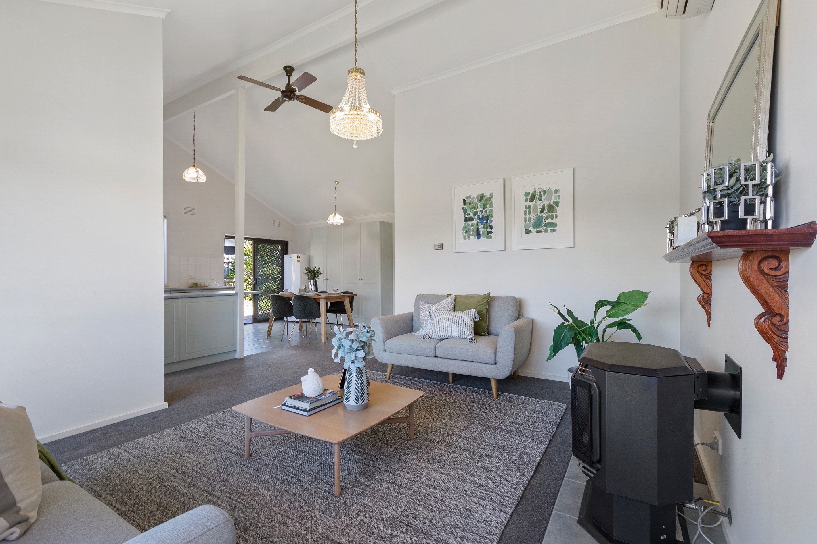 25 Woodland Drive, Cheltenham, VIC 3192