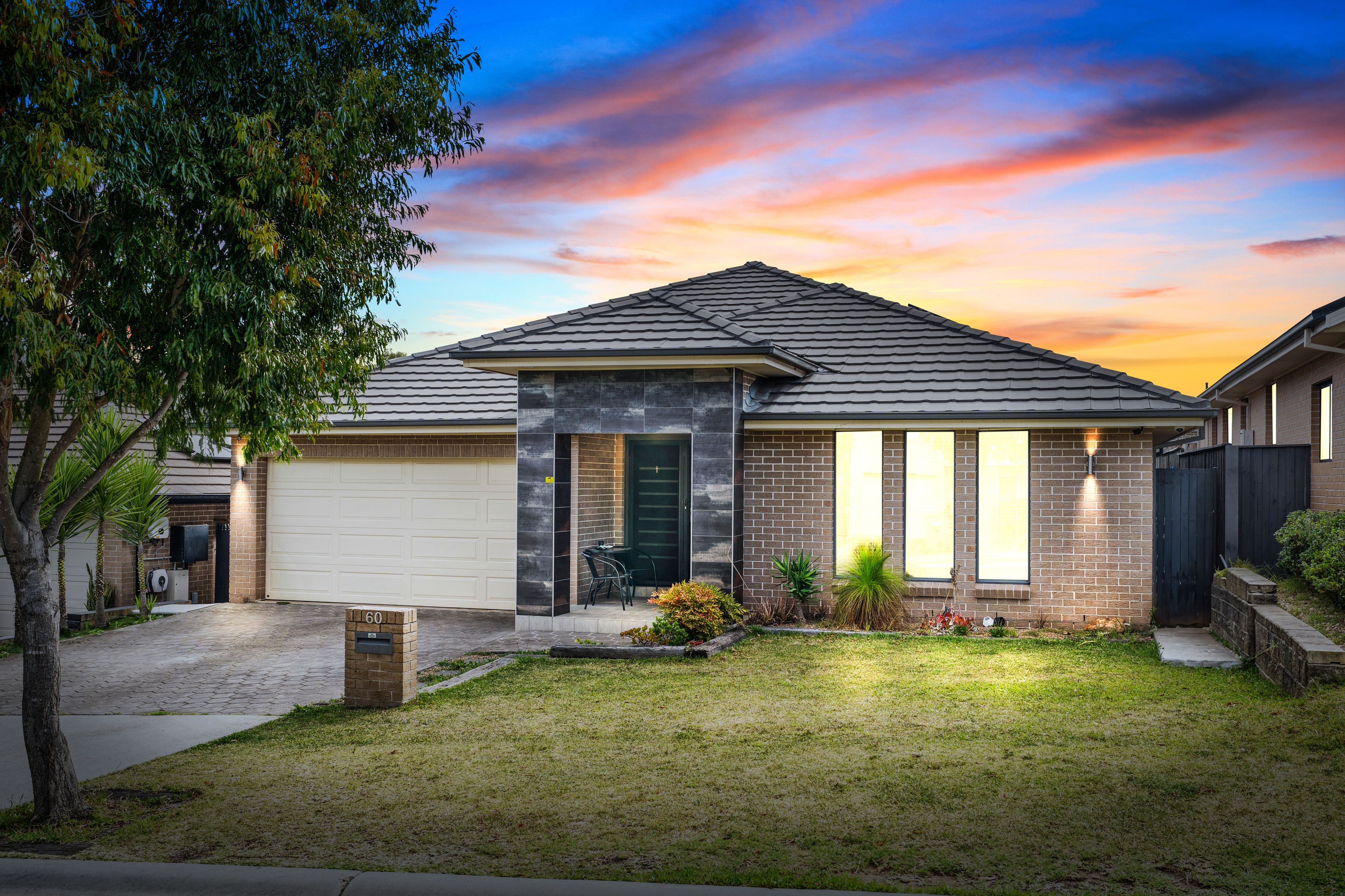 60 Hemsworth Avenue, Middleton Grange NSW 2171