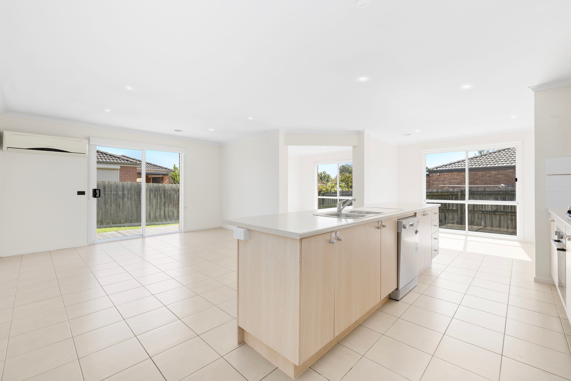 11 Melzak Way, Berwick, VIC 3806