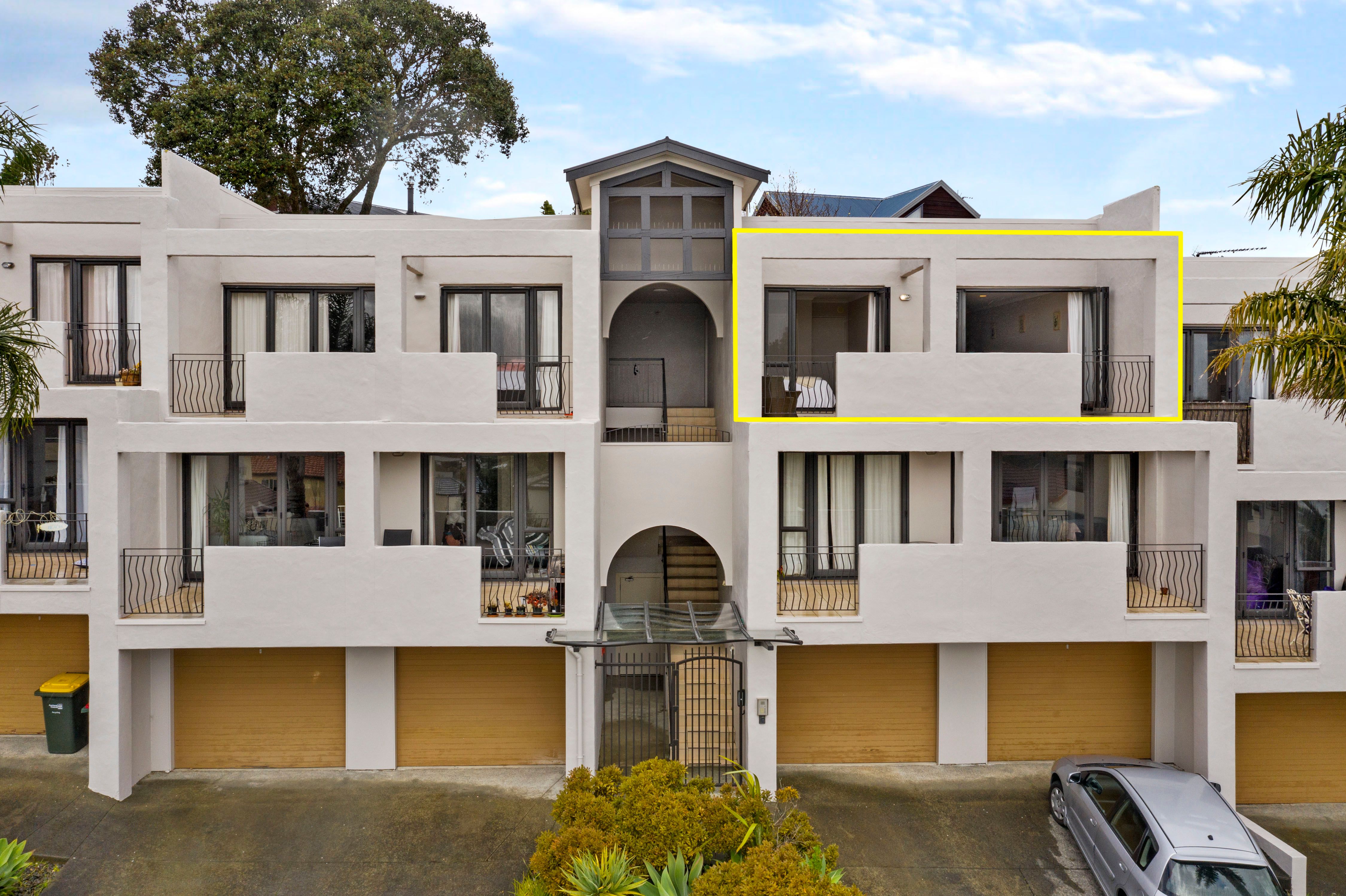 8/8 Monte Cassino Place, Birkdale, North Shore City